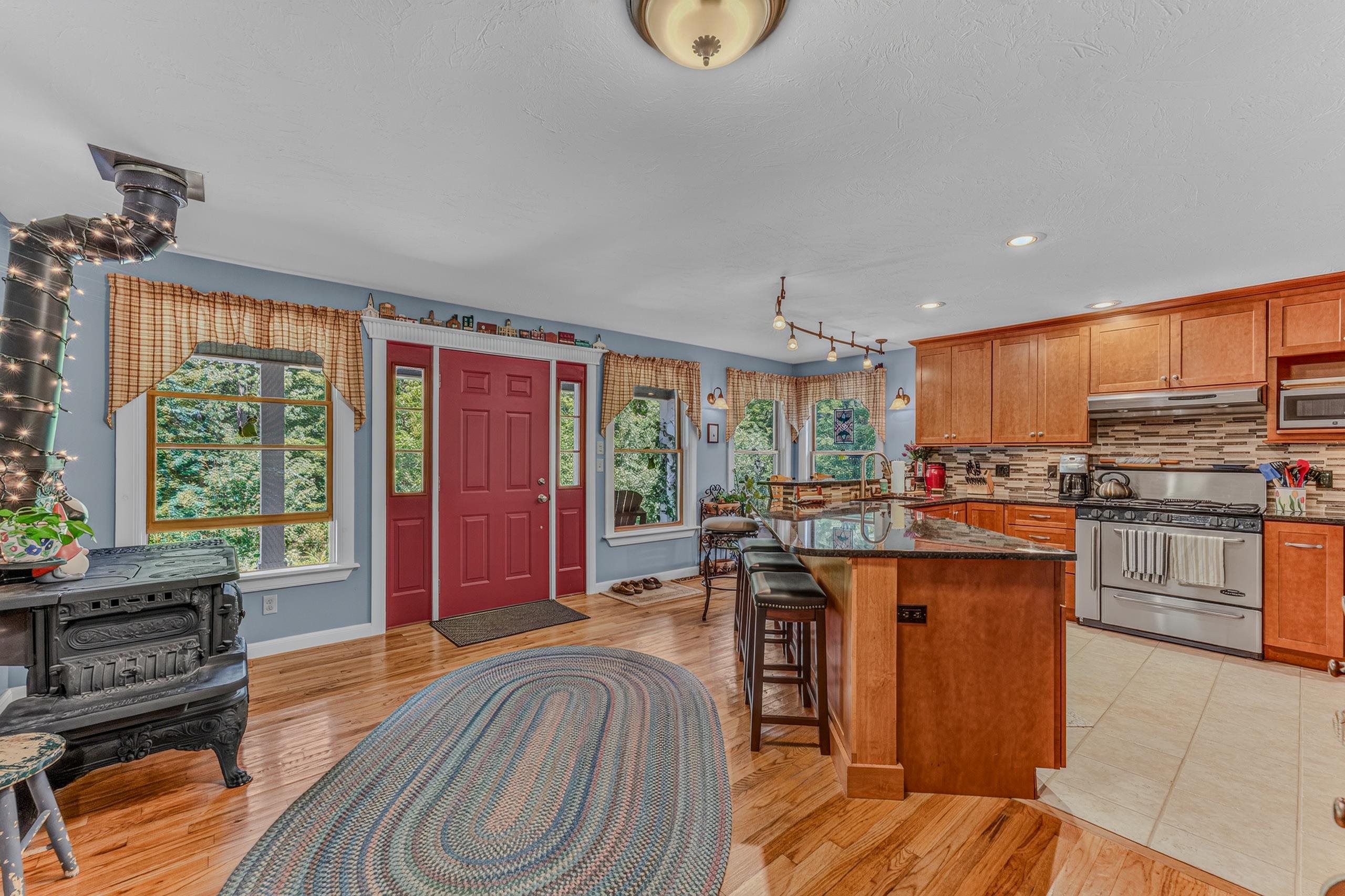 45 East Clement Rd, Bridgewater, NH 03222