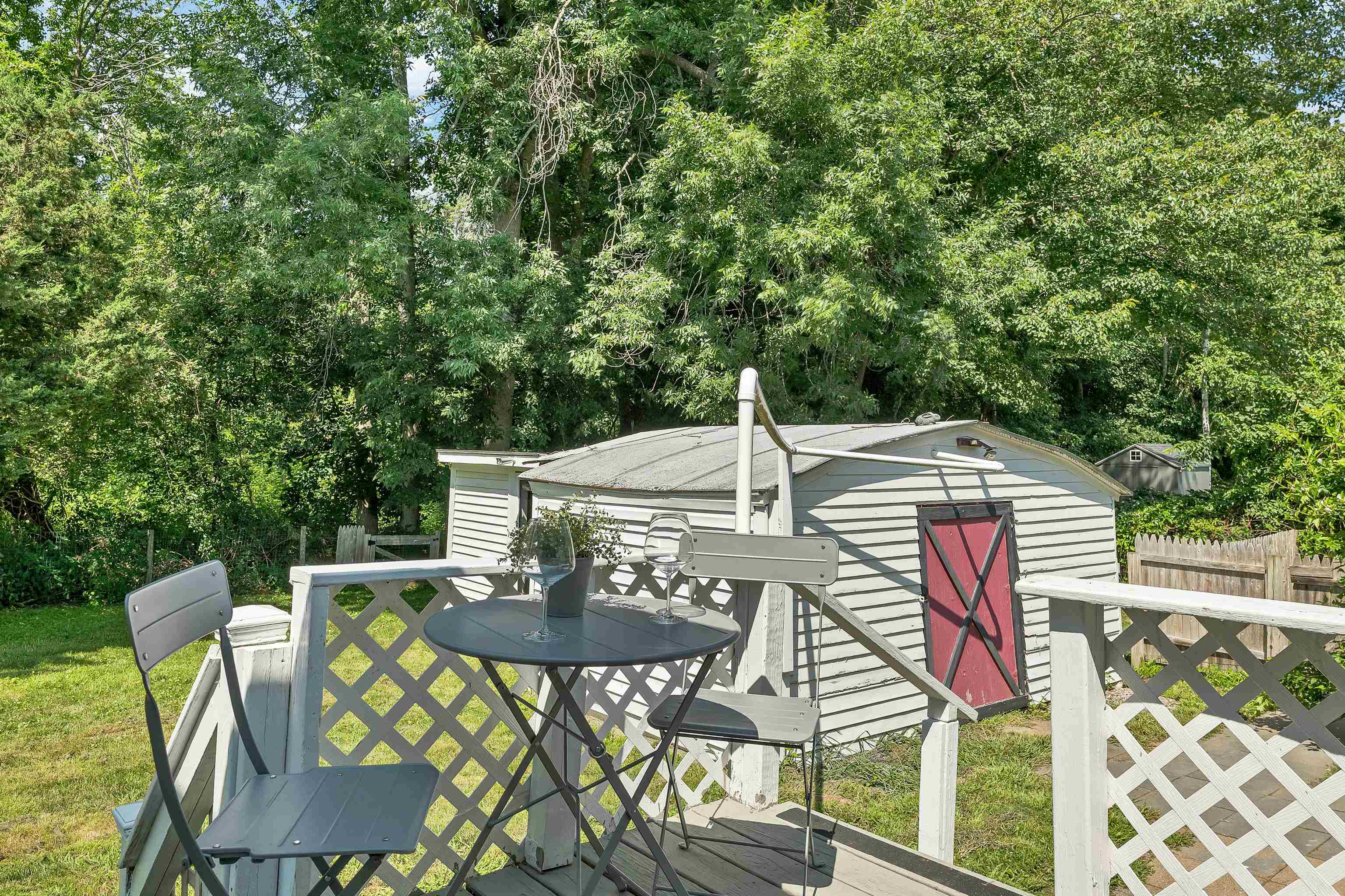 5 A St, Seabrook, NH 03874
