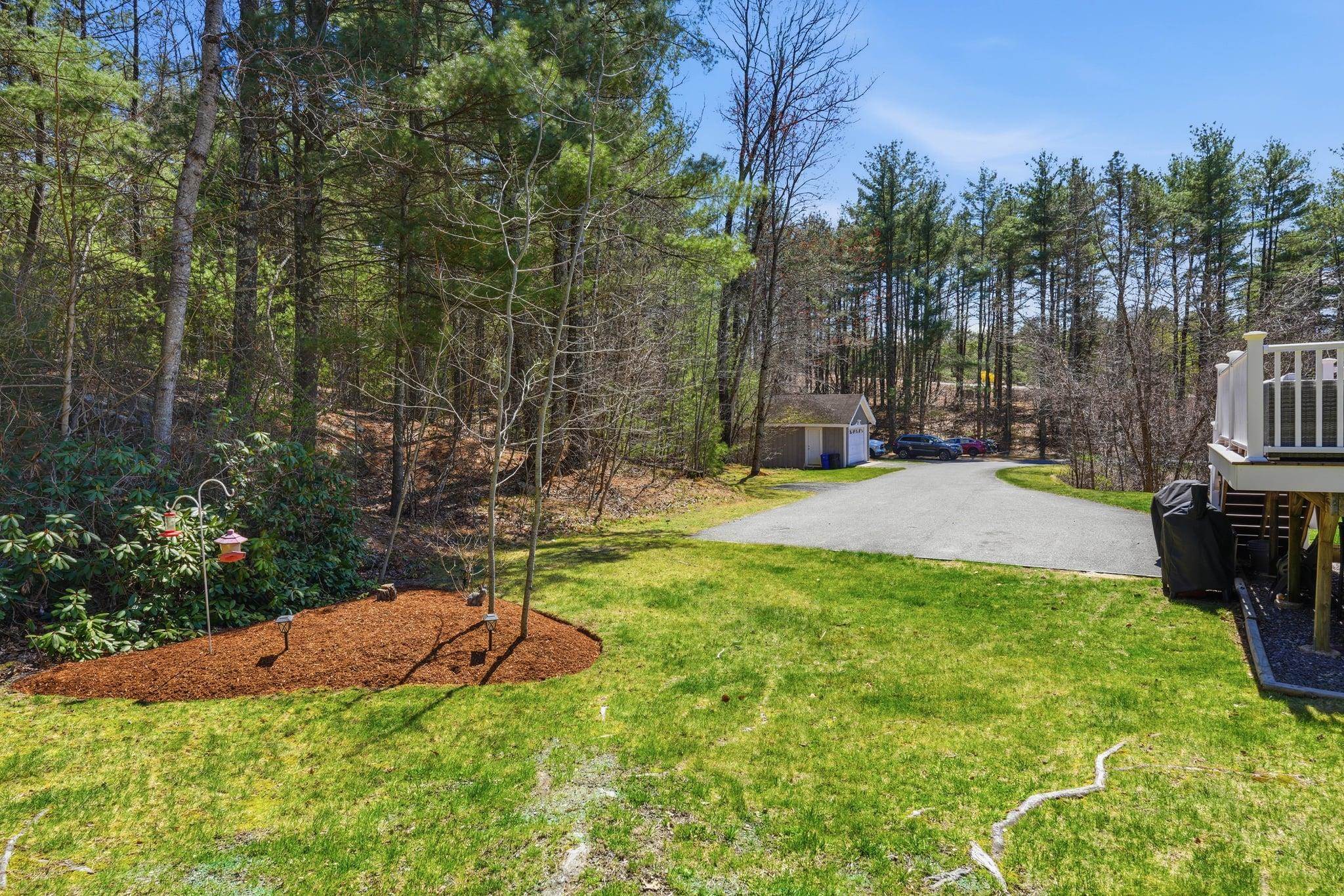 32 Tallant Rd, Pelham, NH 03076