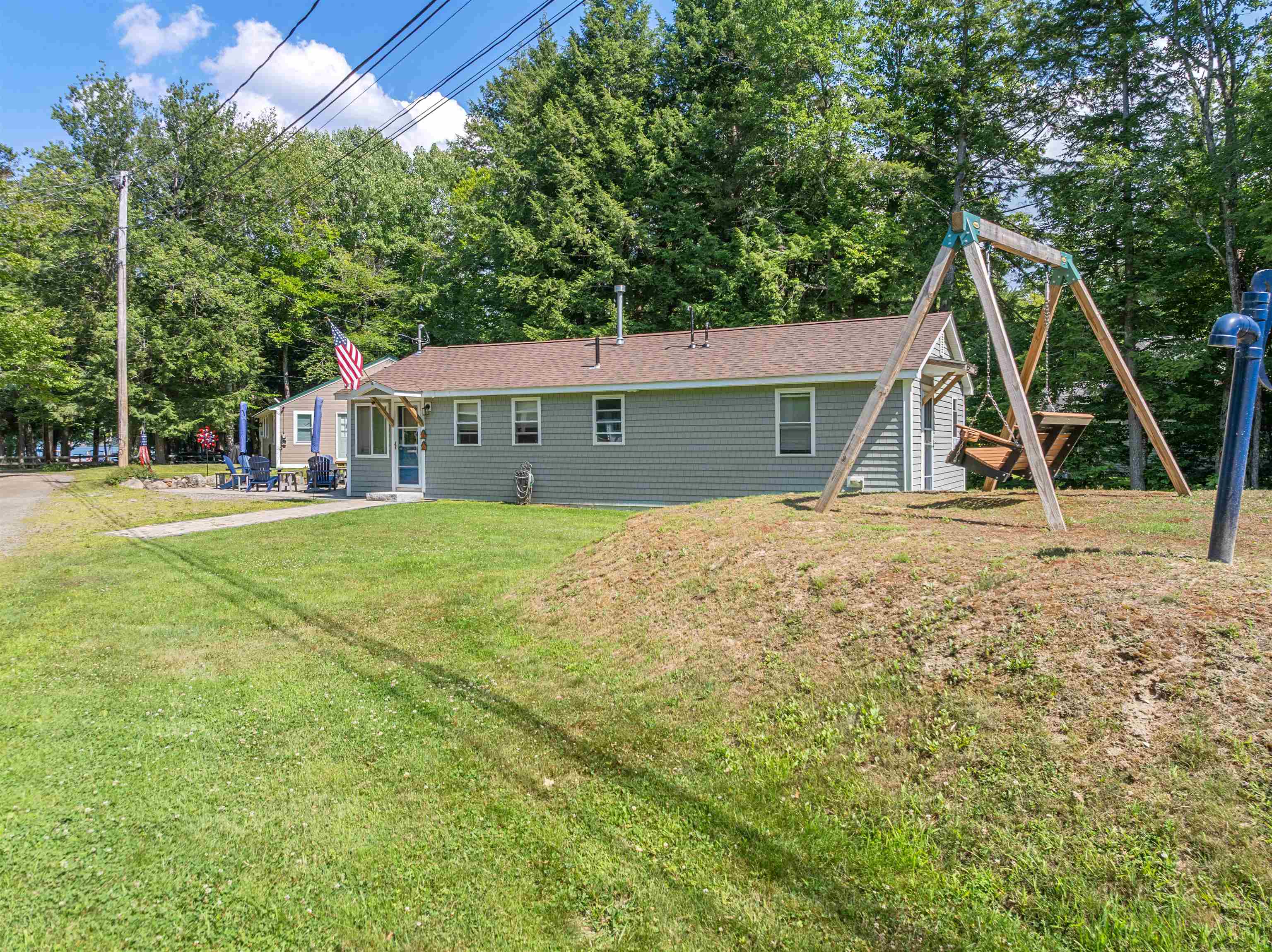 15 Cottage Dr, Sanbornton, NH 03269