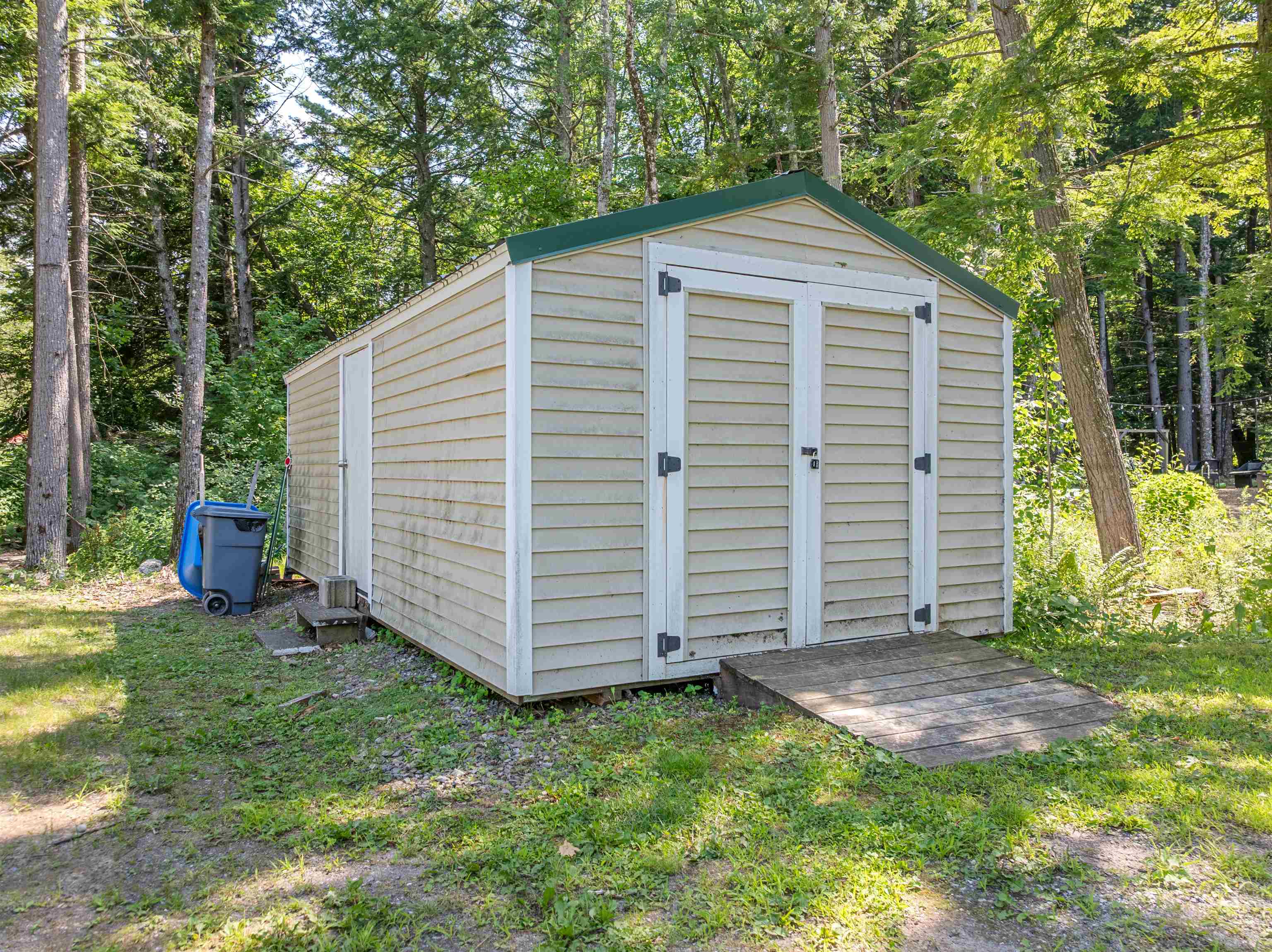 15 Cottage Dr, Sanbornton, NH 03269