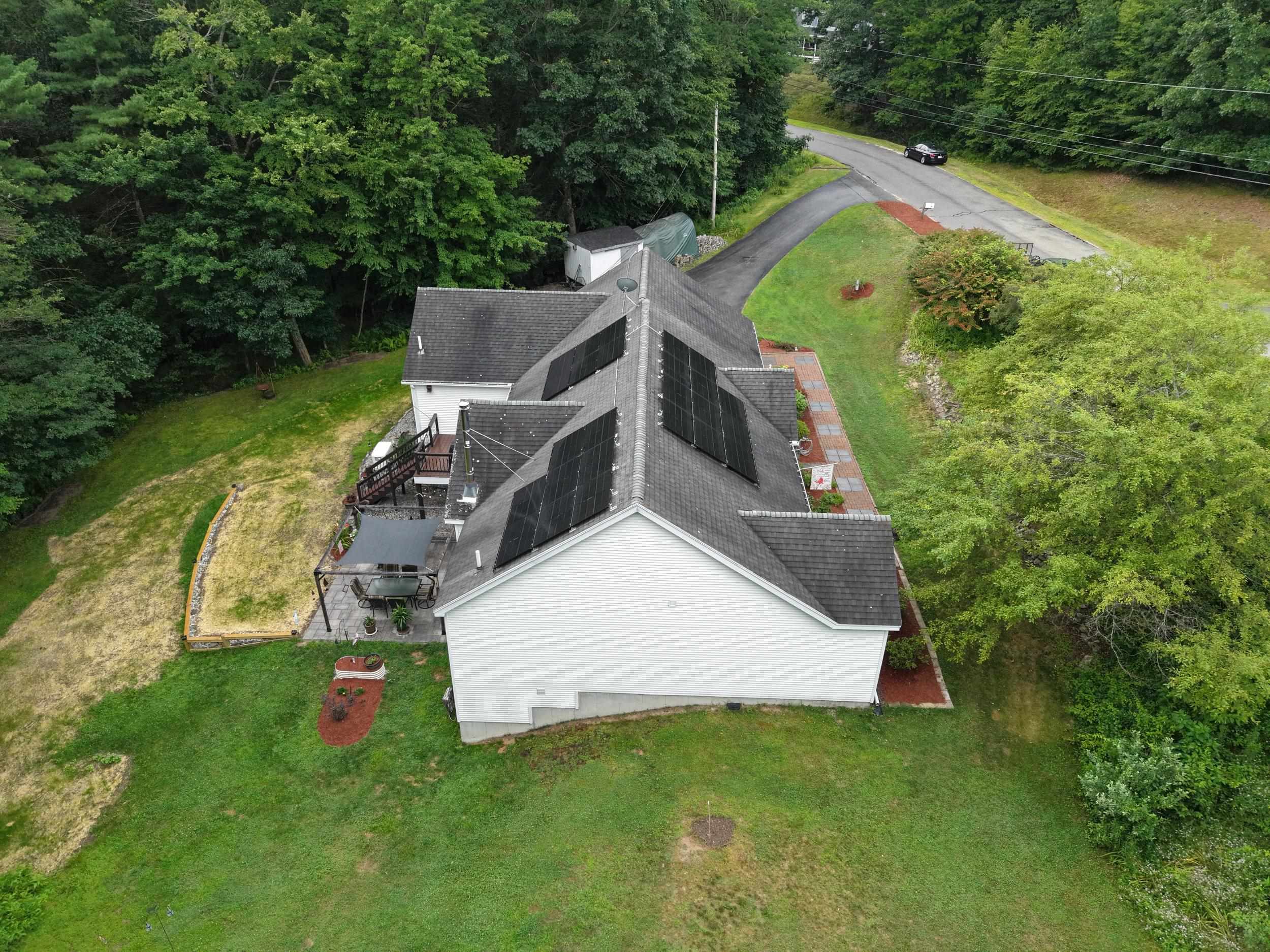86 Annand Dr, Milford, NH 03055