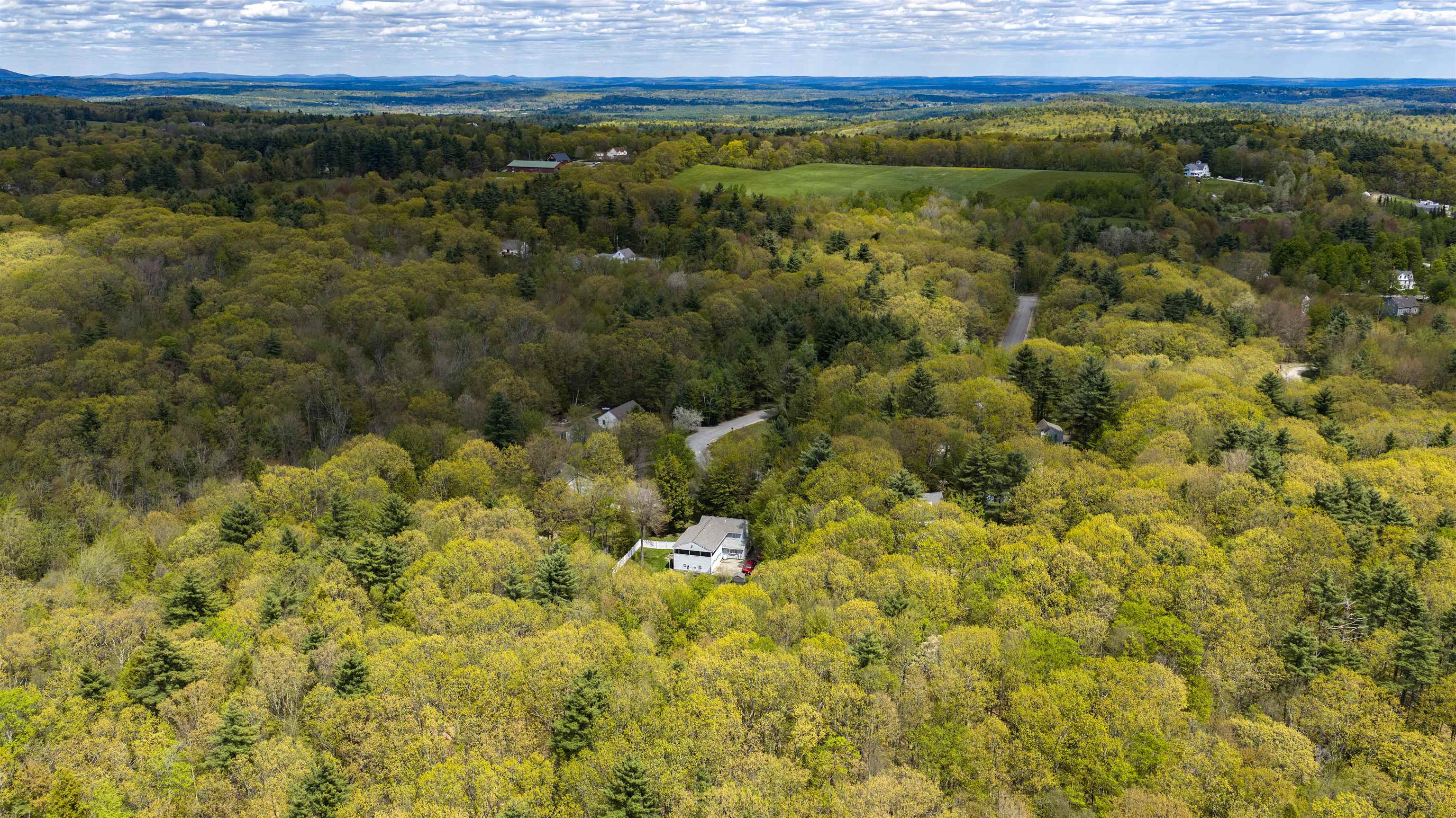 38 Orchard View Dr, Wilton, NH 03086