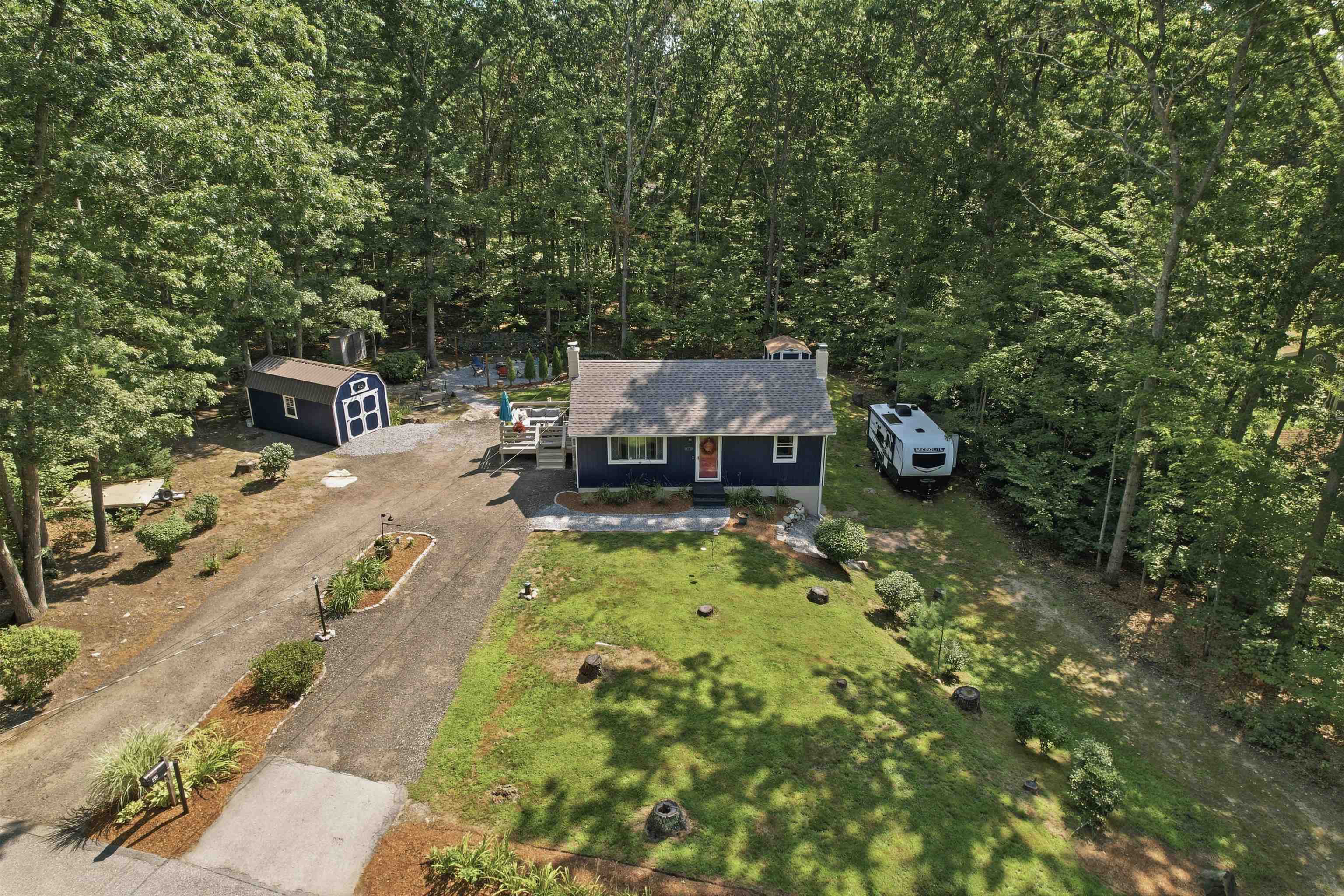43 Seaverns Bridge Rd, Merrimack, NH 03054