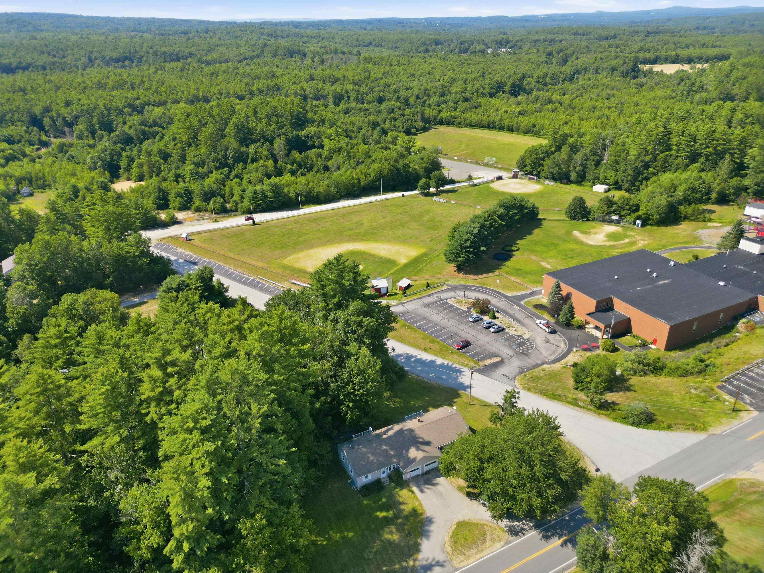 302 Black Hall Rd, Epsom, NH 03234