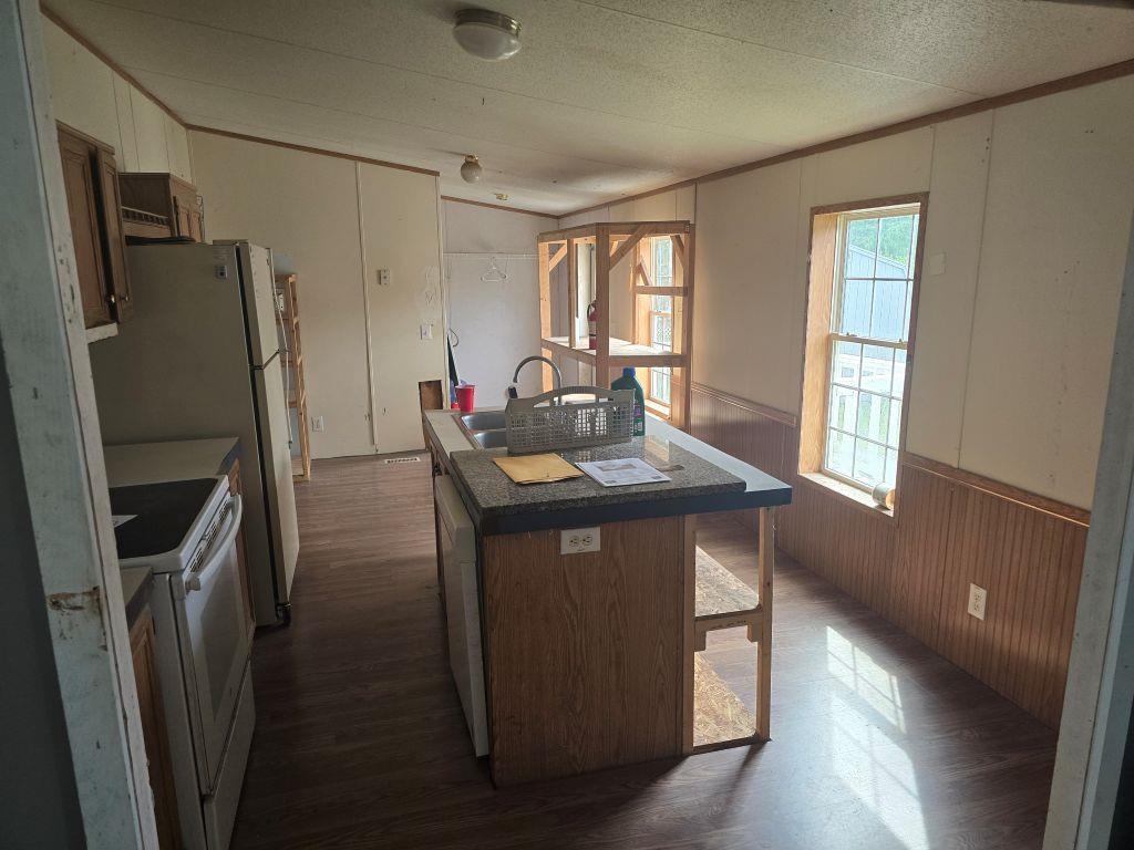 123 Hepatica Ln, Charlestown, NH 03603