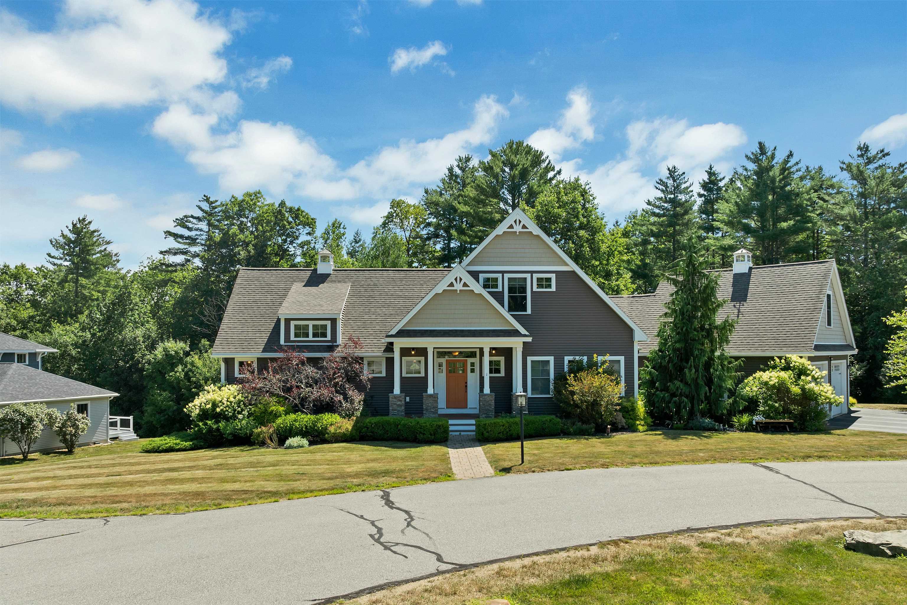 1 Lennon Dr, Dover, NH 03820