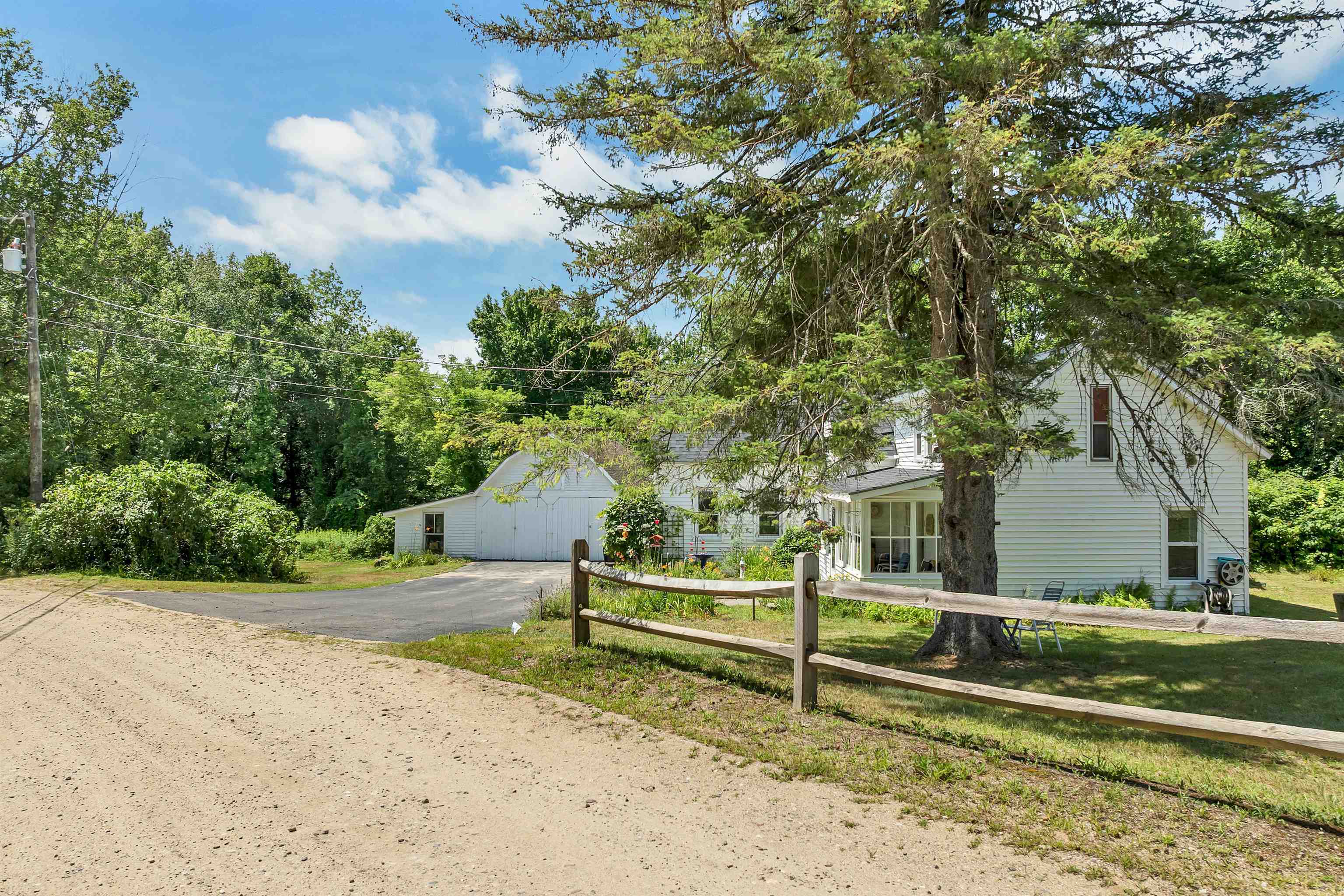 11 Lepage Rd, Franklin, NH 03235