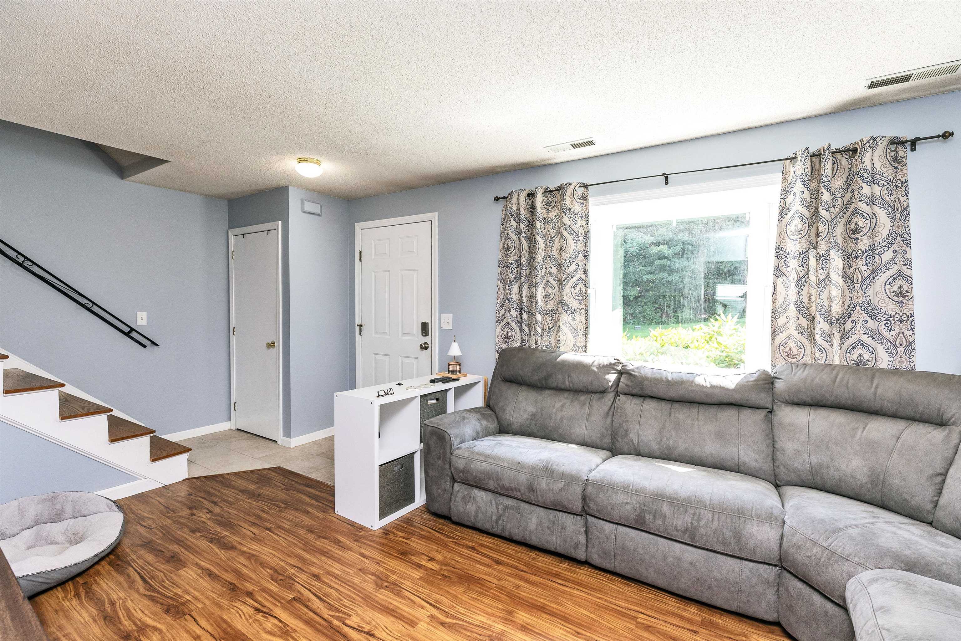 18 Birchwood Dr, Milford, NH 03055