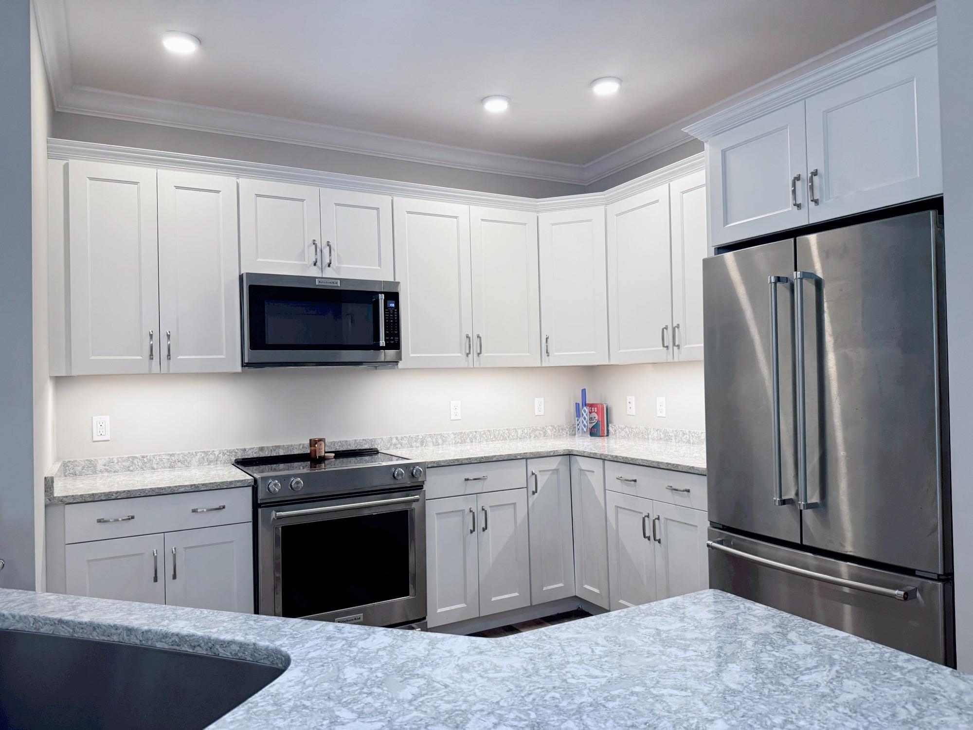 Under Cabinet Lighting a Bonus