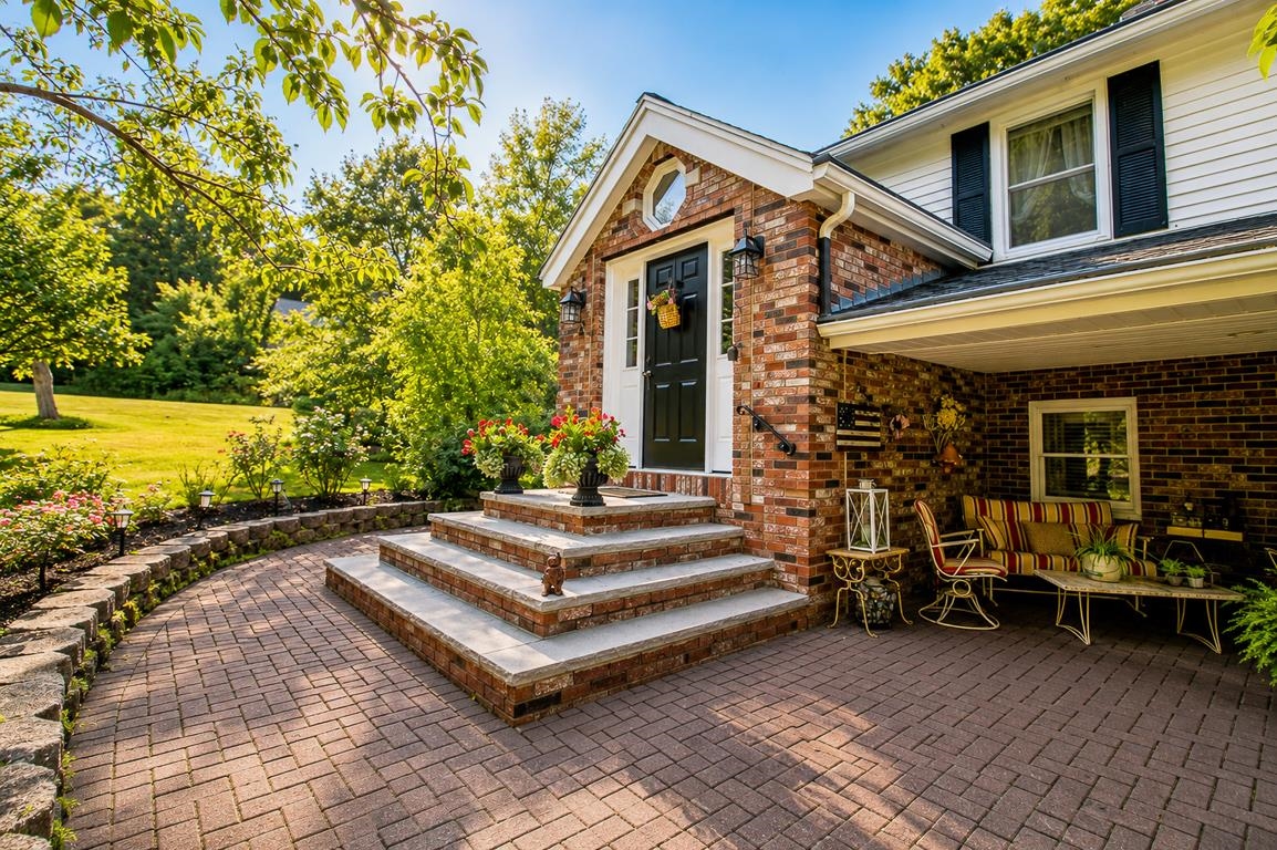 150 Lowell Rd, Salem, NH 03079