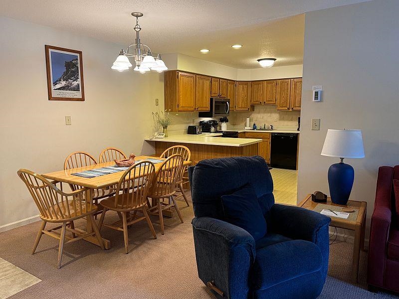 227 Main St #232, Lincoln, NH 03251