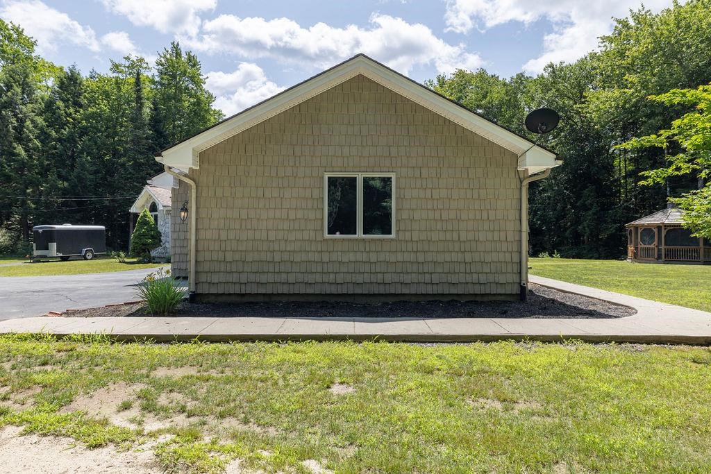 555 New Aldrich Rd, Grantham, NH 03753