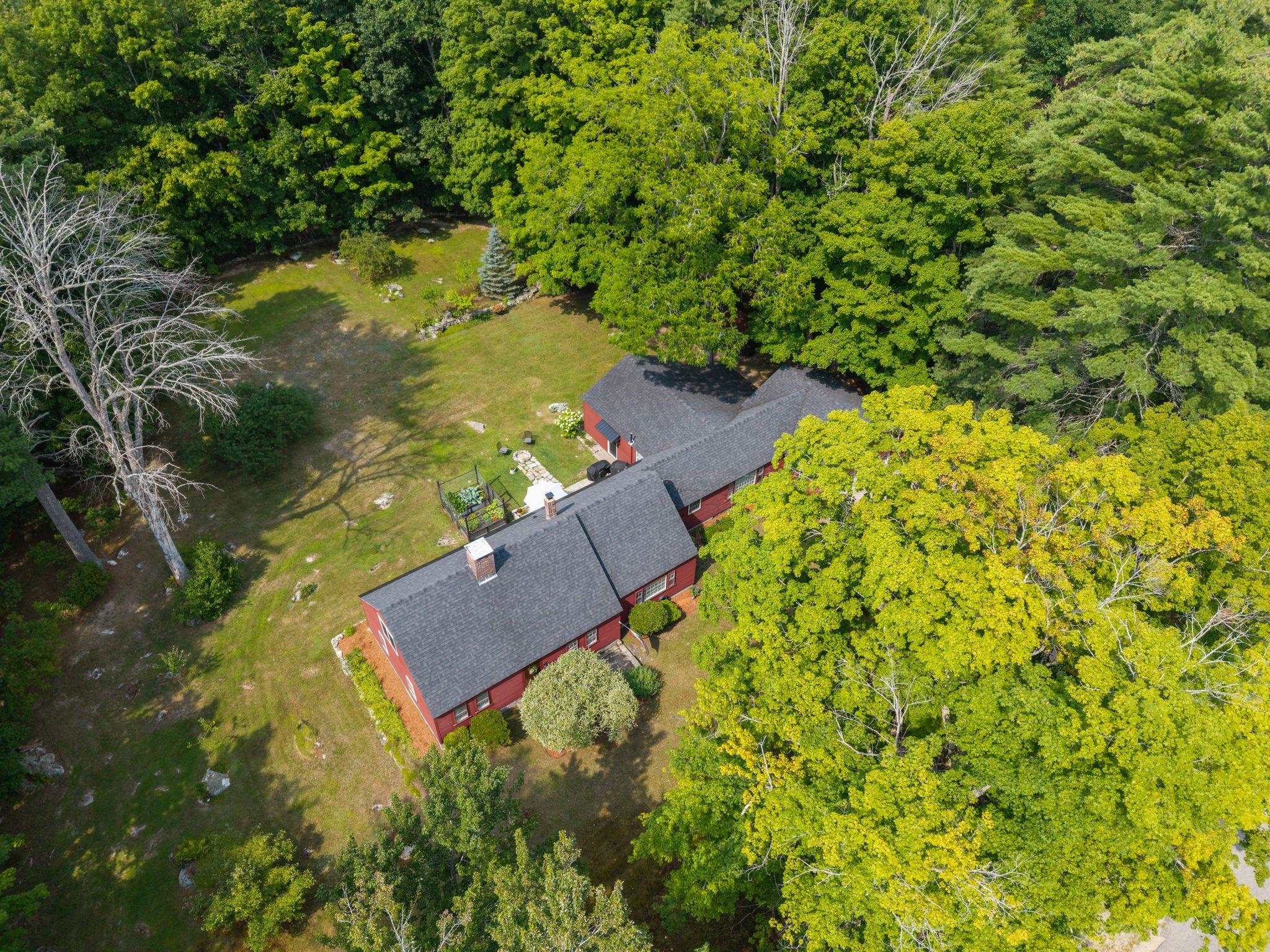 999 Acton Ridge Rd, Wakefield, NH 03830