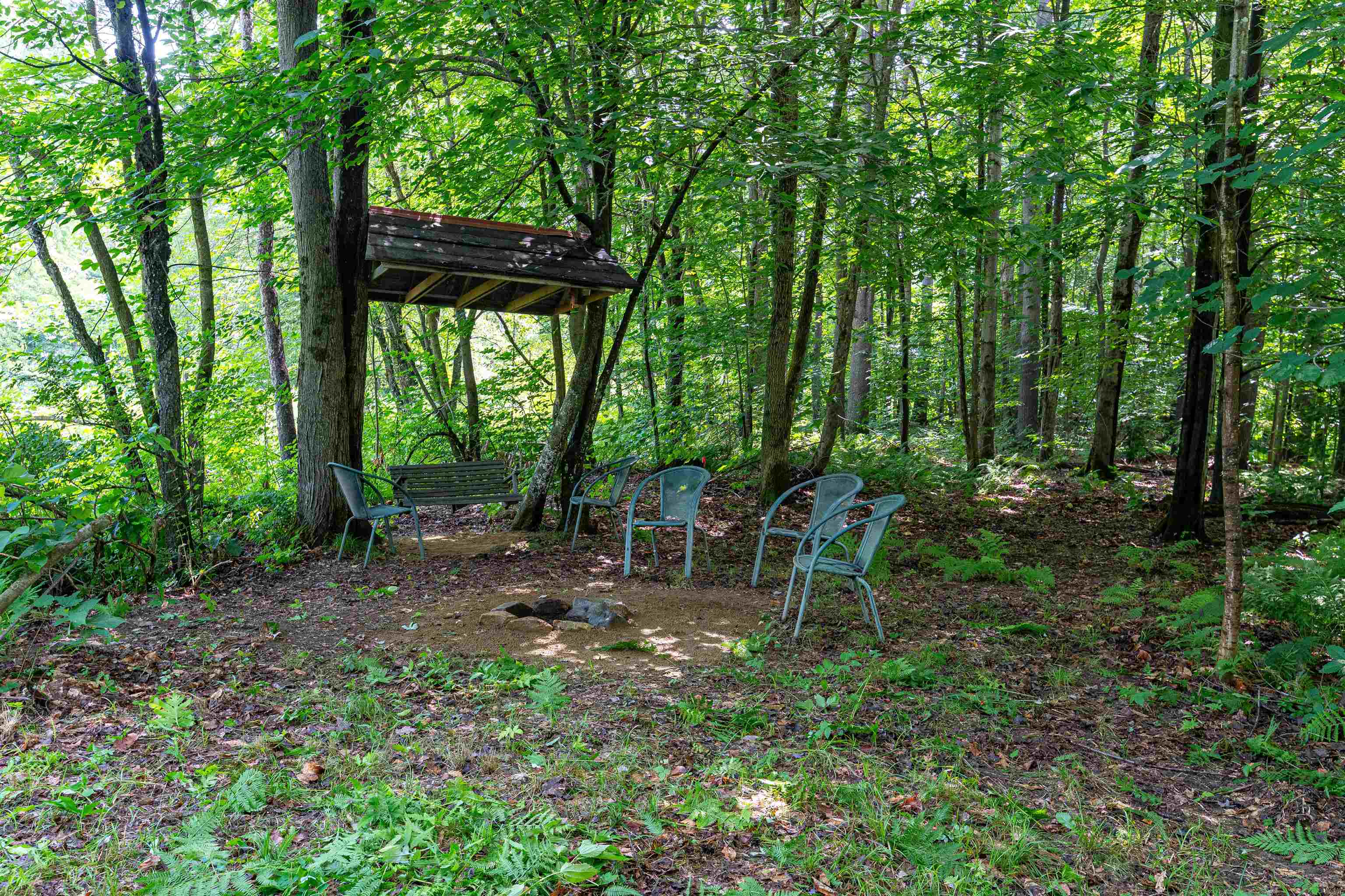 80 Bay Rd, Conway, NH 03860