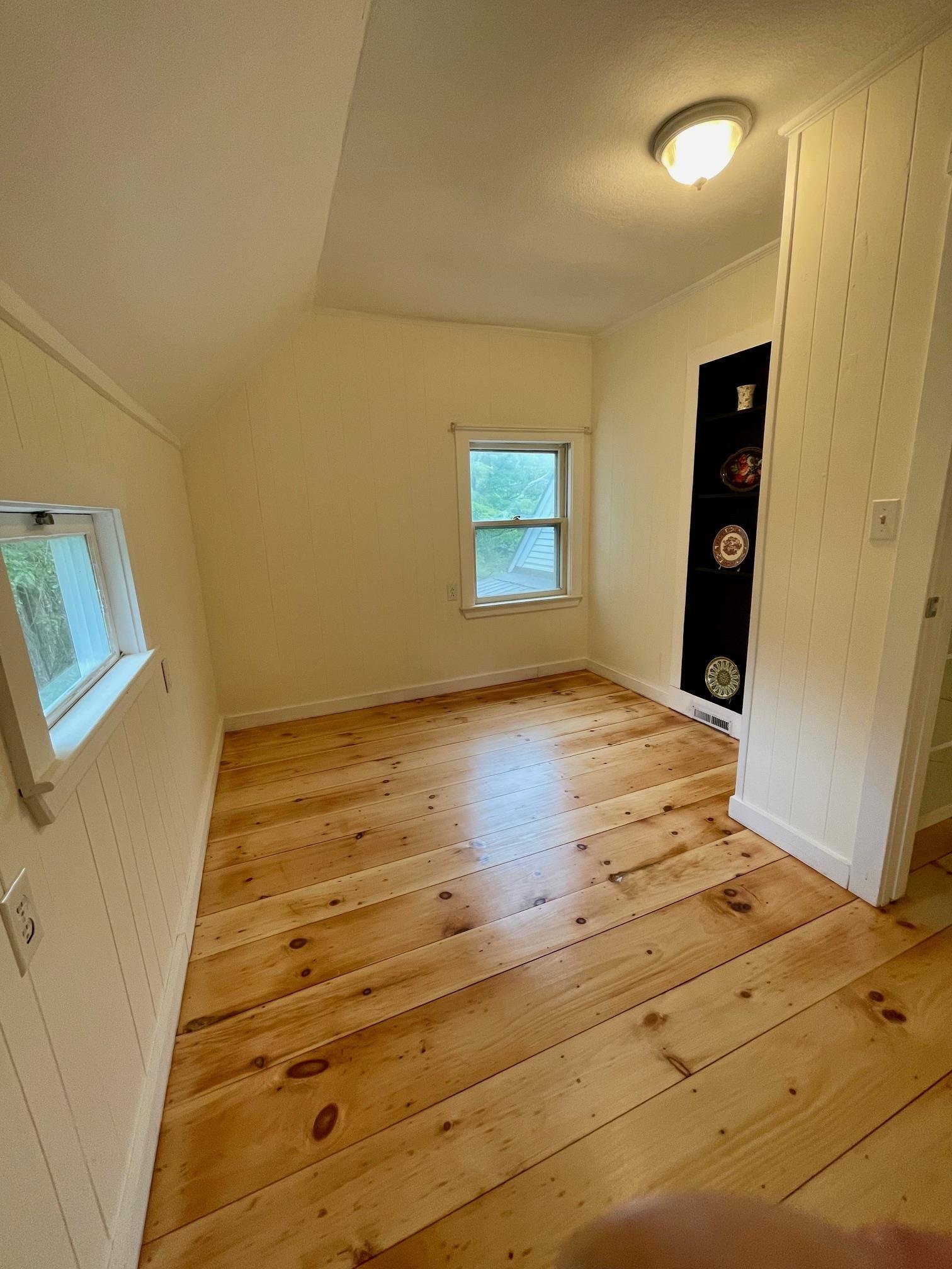 17 West St, Antrim, NH 03440