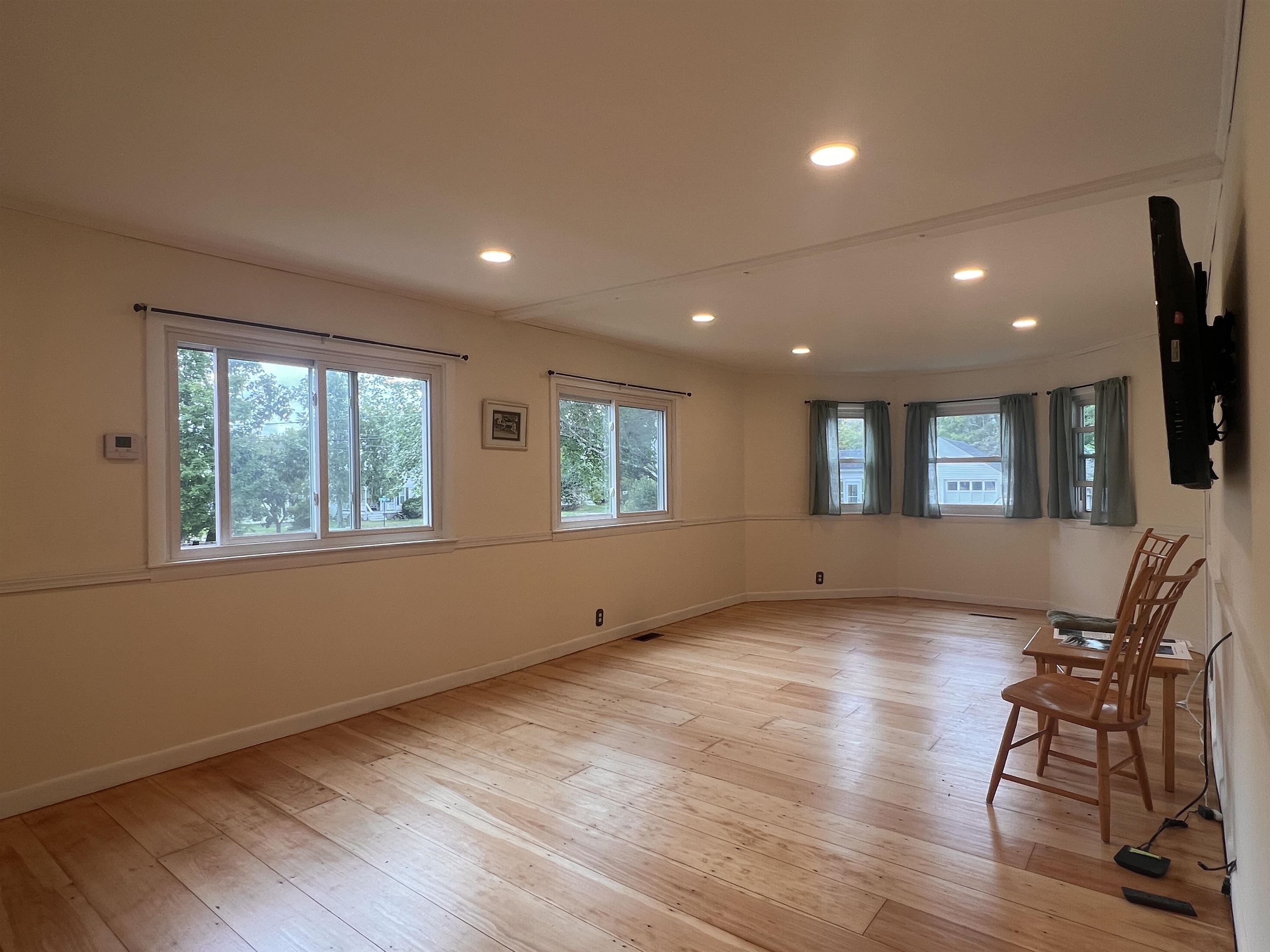 Large Sunfilled Living Room