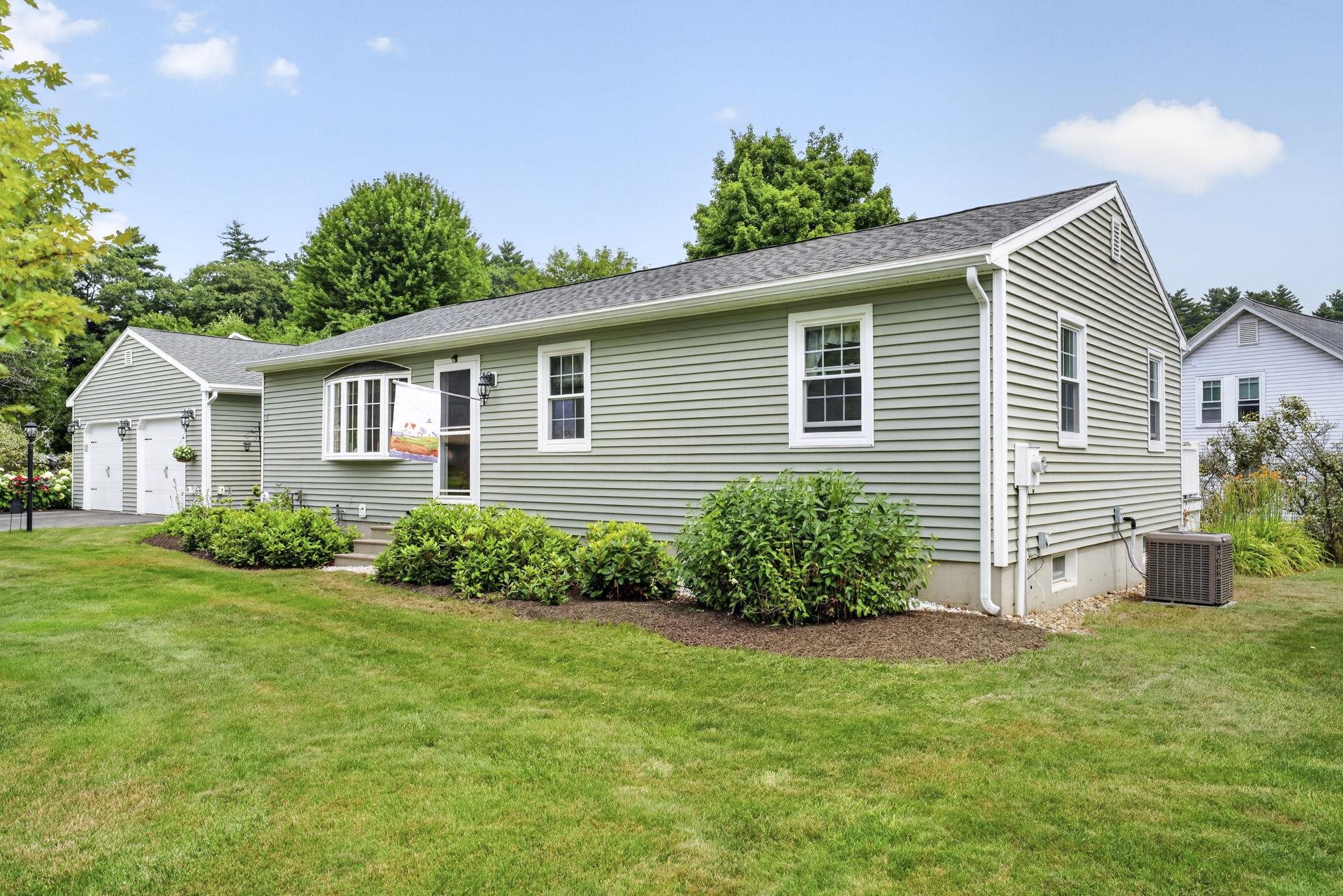 8 Hampton St, Concord, NH 03301