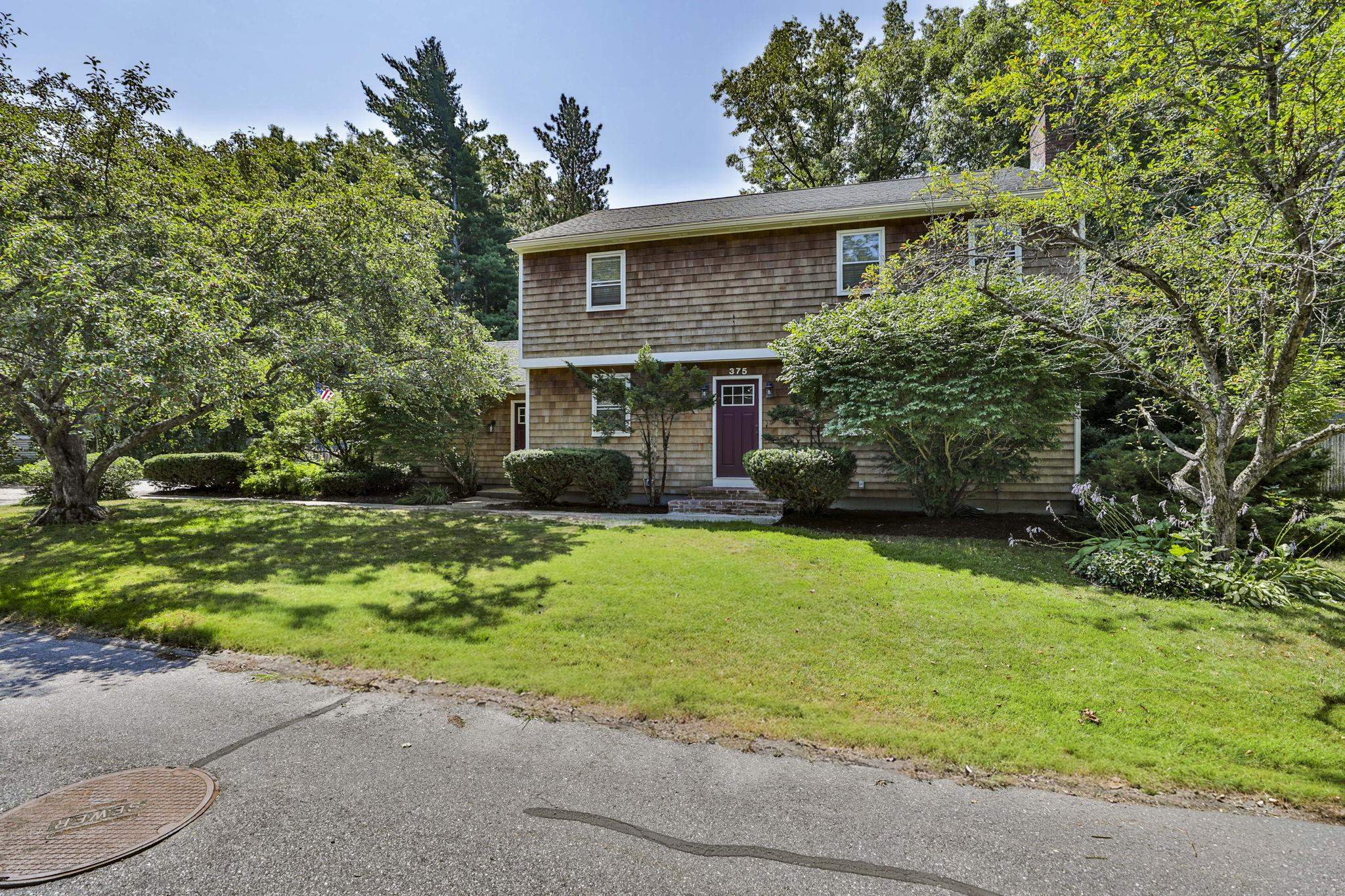 375 N Bend Drive, Manchester, NH photo 2