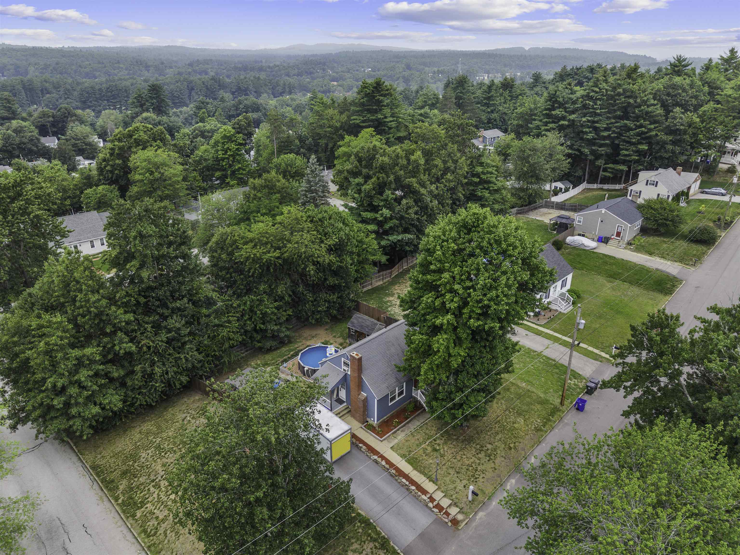 188 Gingras Ave, Manchester, NH 03104