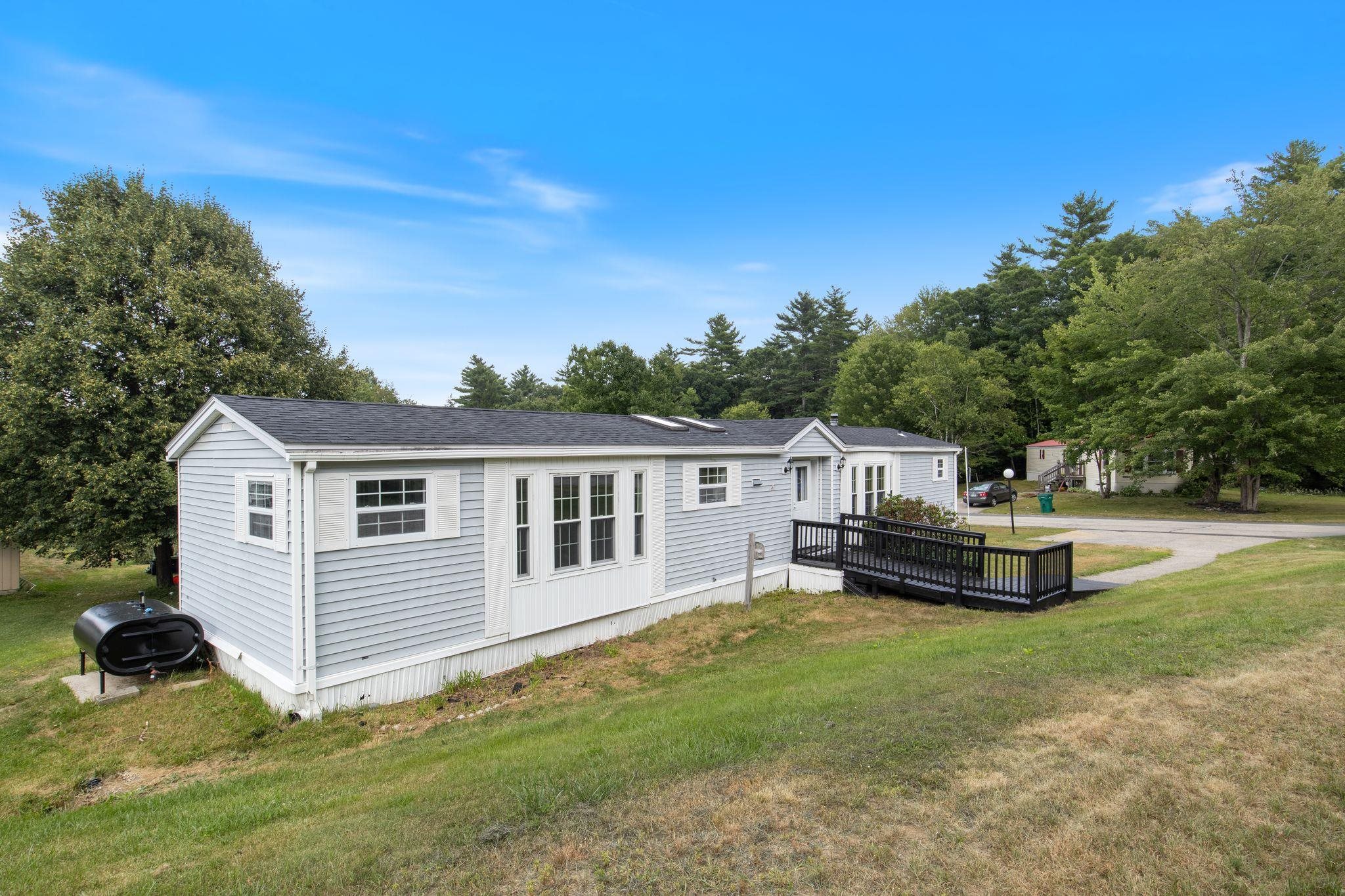 128 Jamey Dr, Rochester, NH 03868