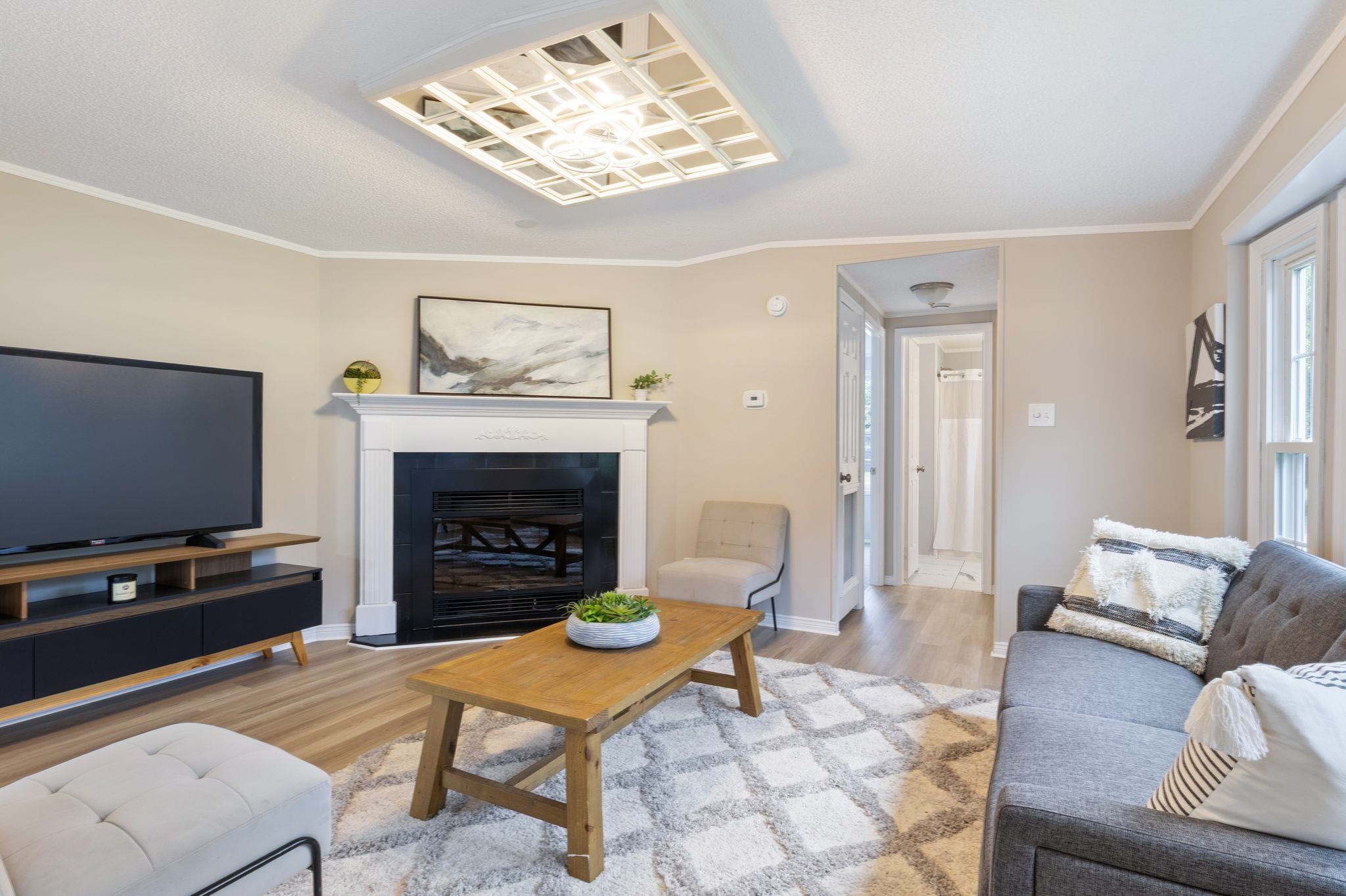 128 Jamey Dr, Rochester, NH 03868
