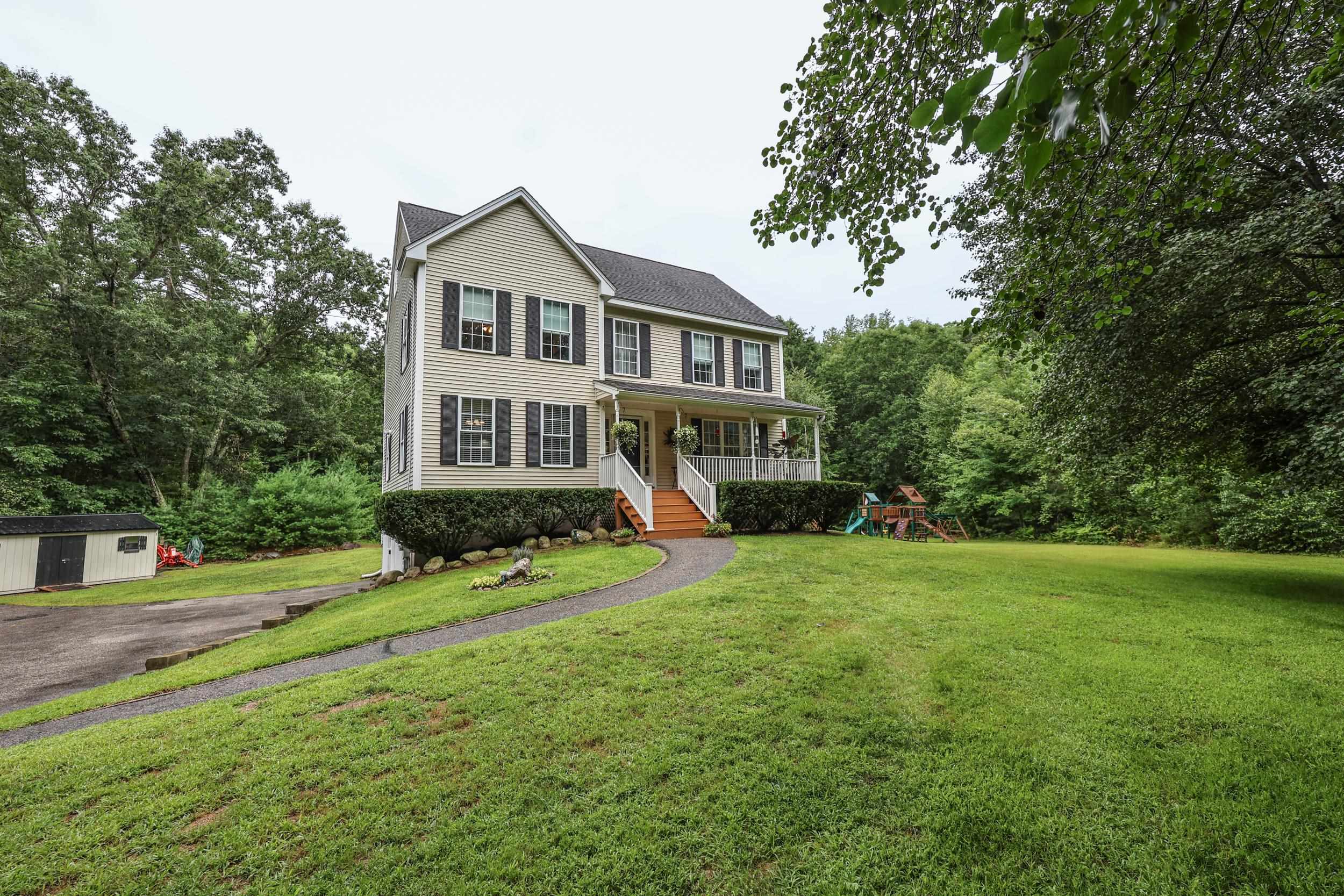 106 Red Brook Road, Fremont, NH photo 2