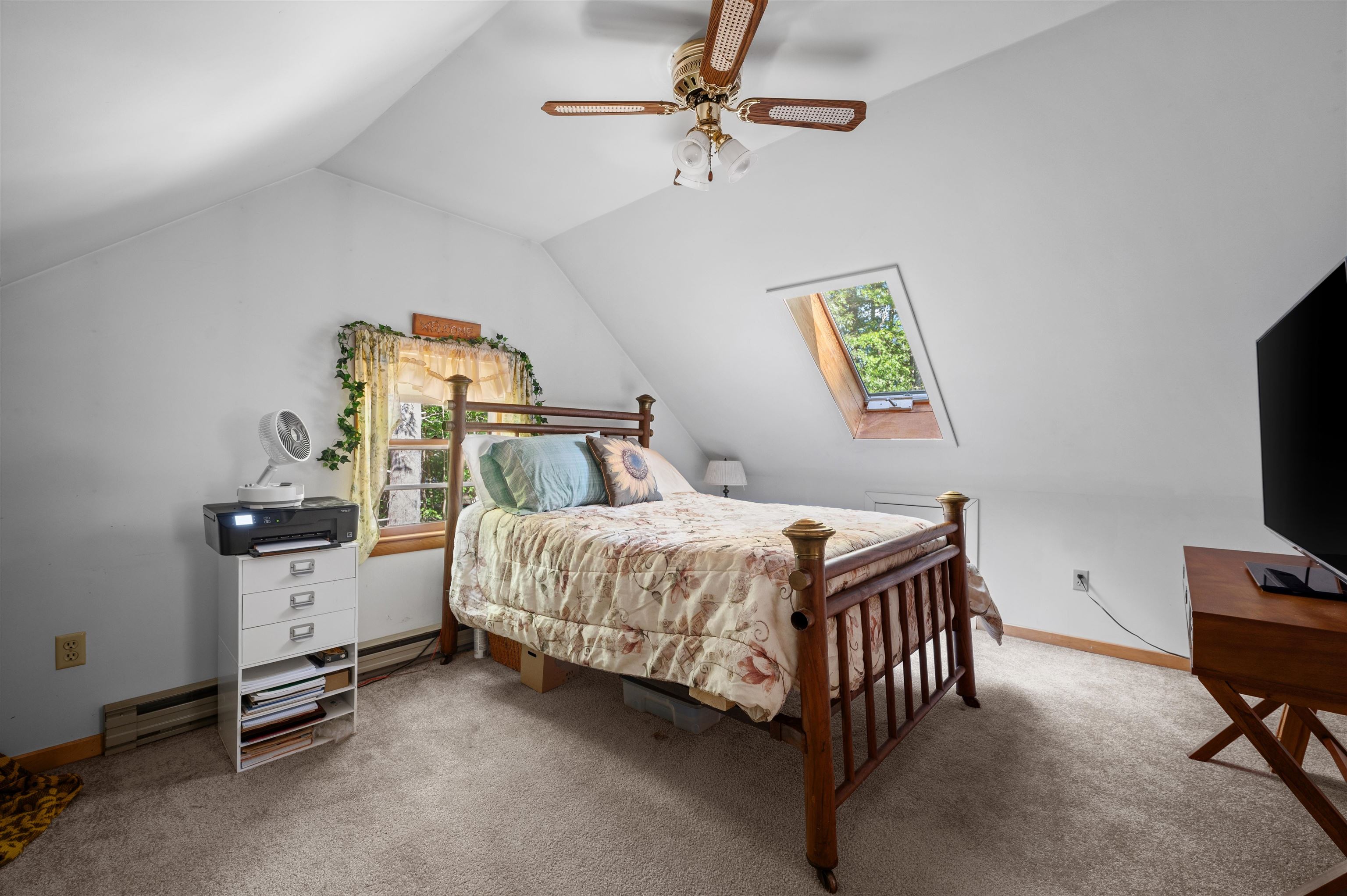 2nd floor Primary bedroom with 1/2 bath
