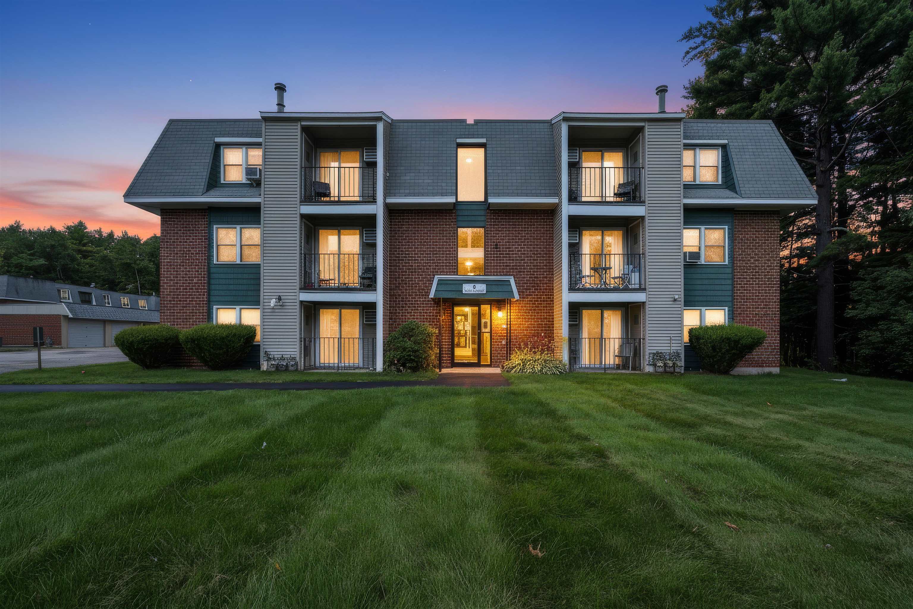 5 Knights Bridge Dr #K208, Nashua, NH 03063