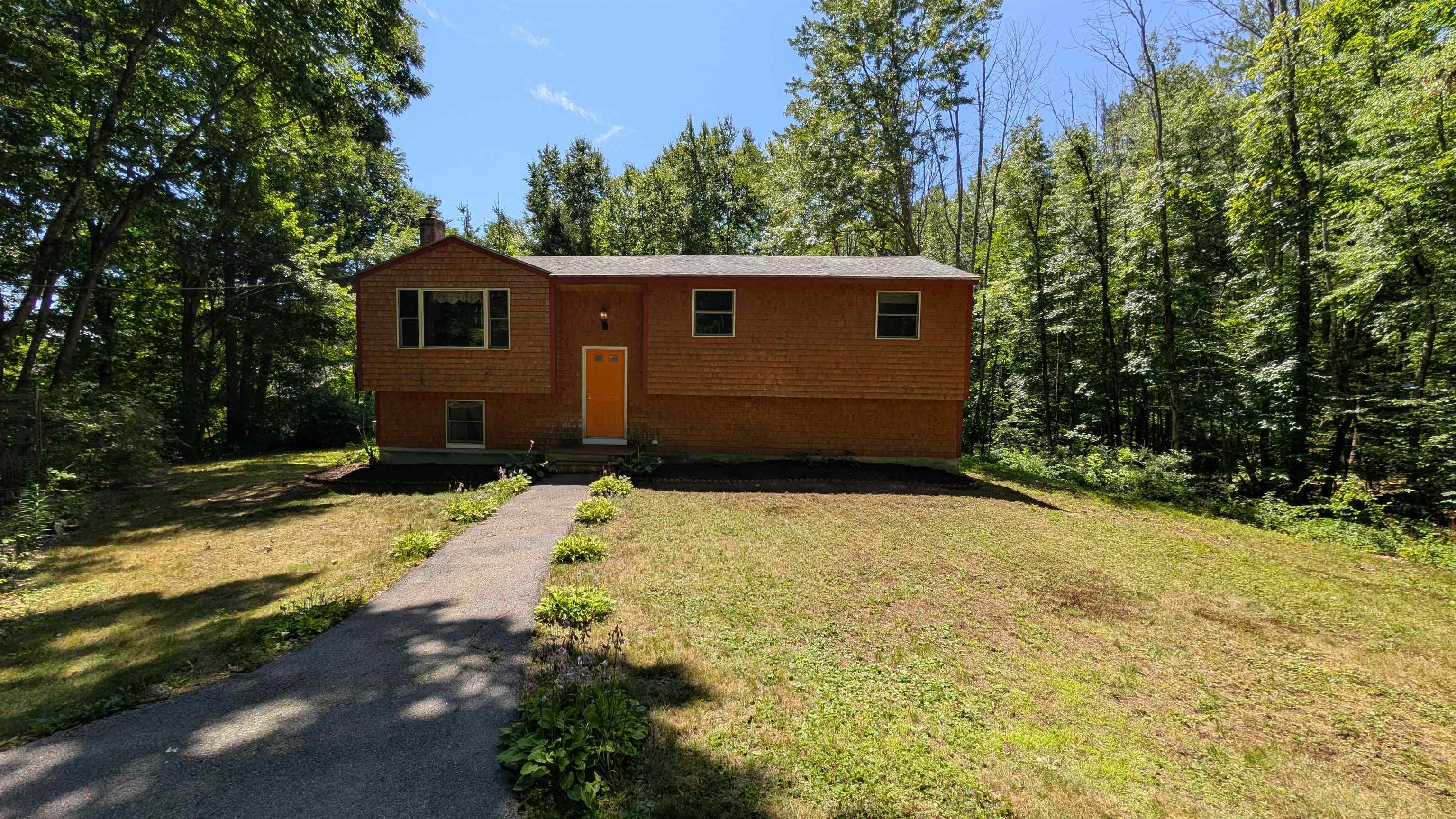 21 Hunter Ln, Barrington, NH 03825