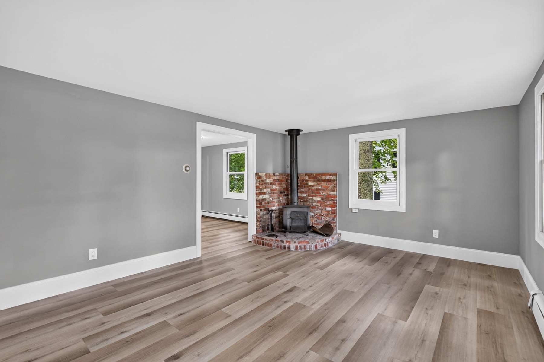 22 Anita St, Rochester, NH 03867