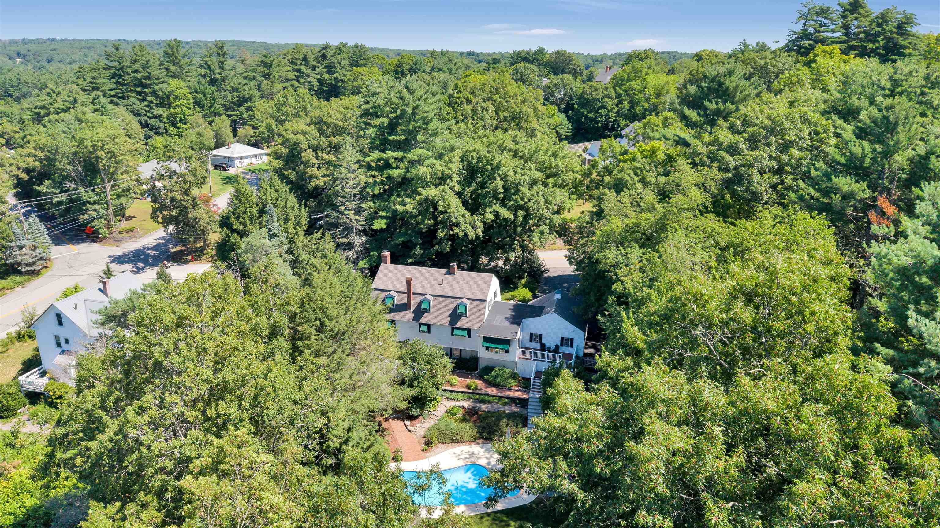 84 Noble St, Somersworth, NH 03878