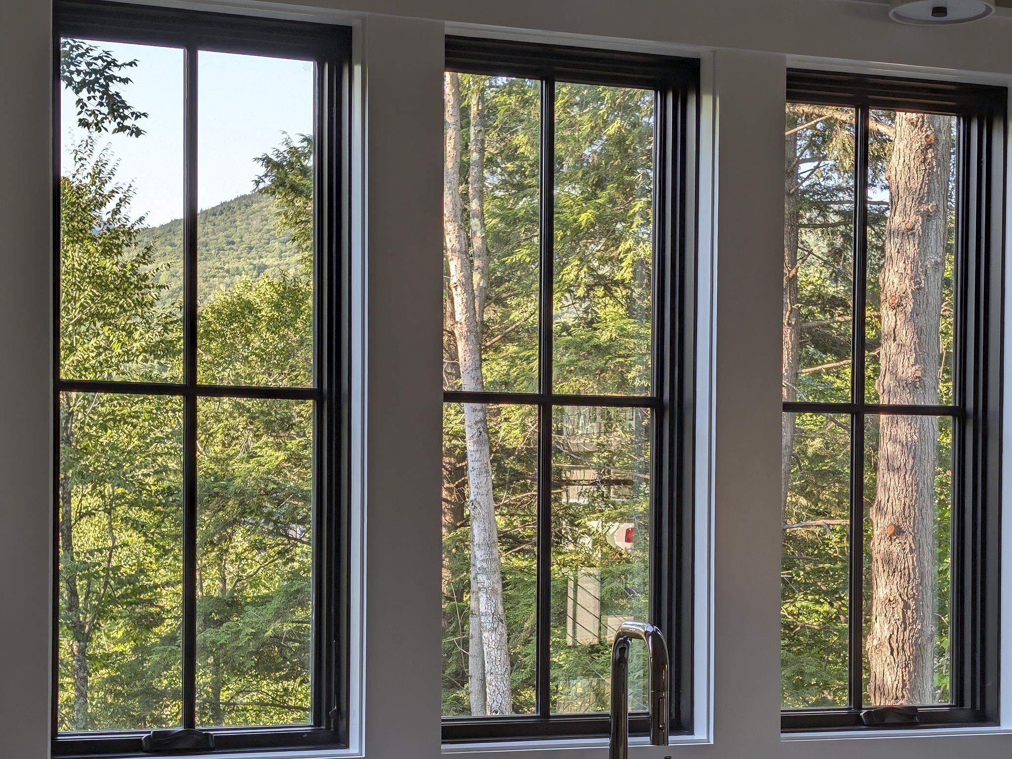 184 Crooked Mountain Rd, Lincoln, NH 03251