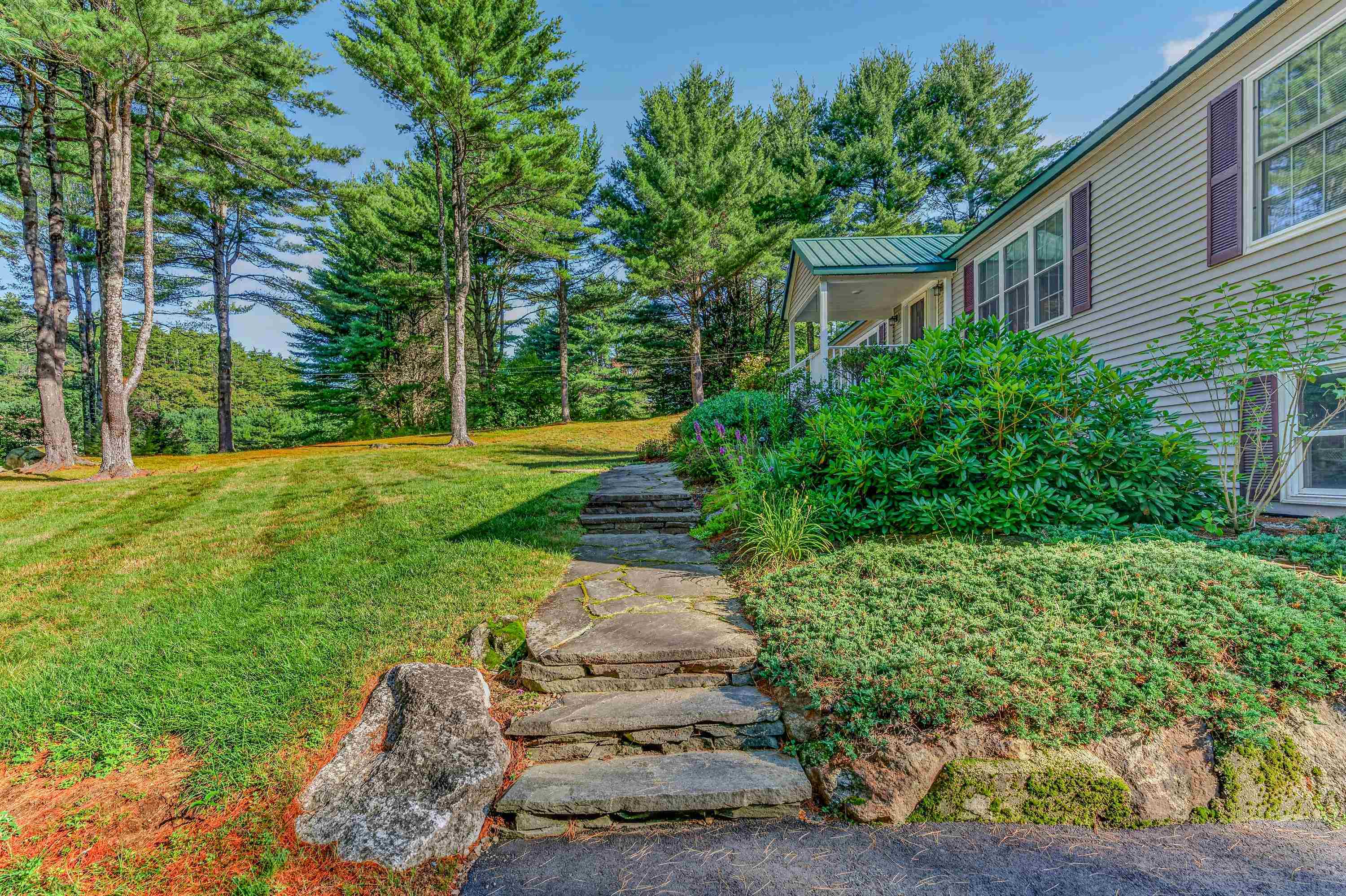 905 River Road, Bridgewater, NH photo 4