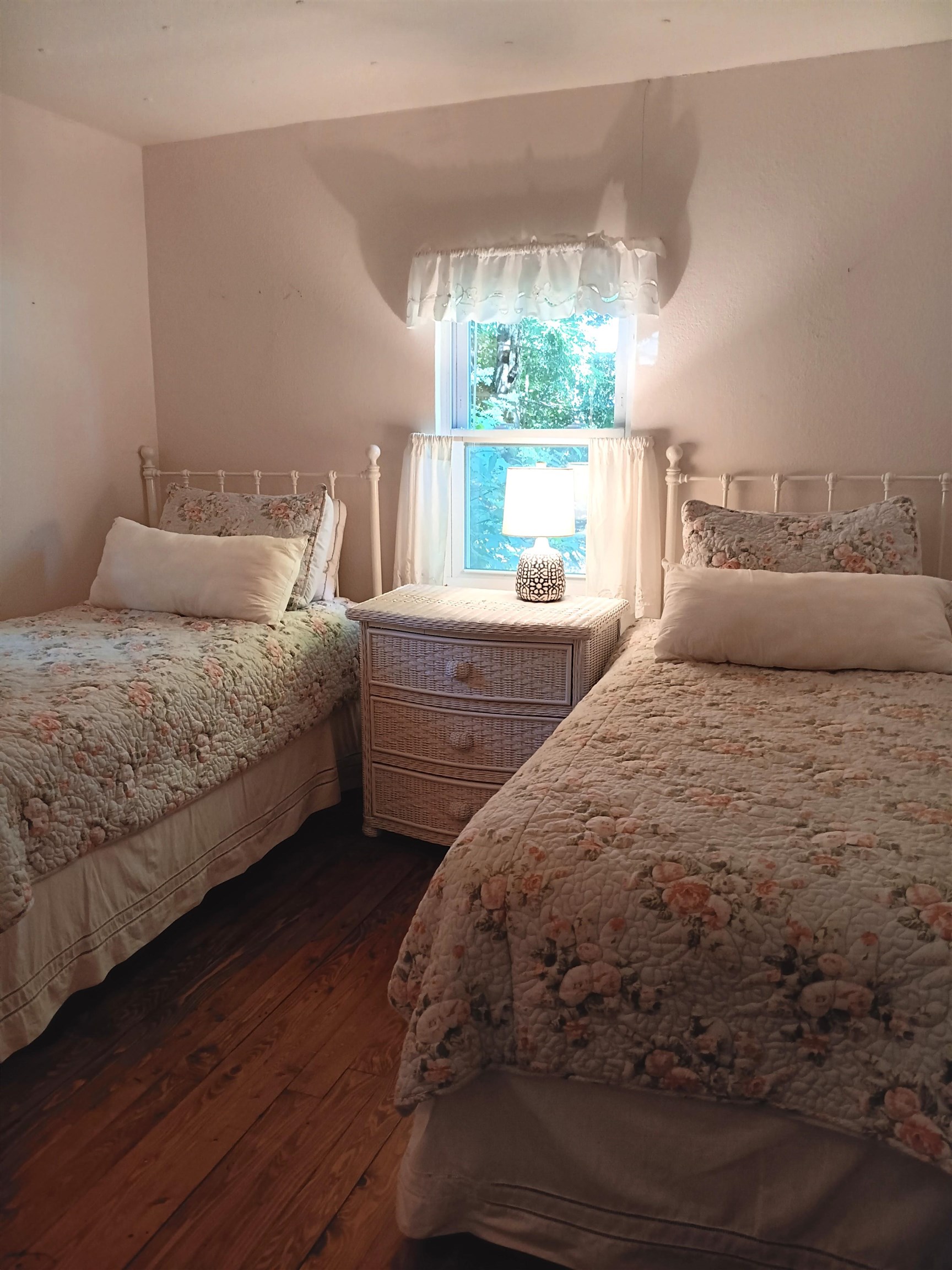 248 Crescent Lake Rd, Acworth, NH 03601