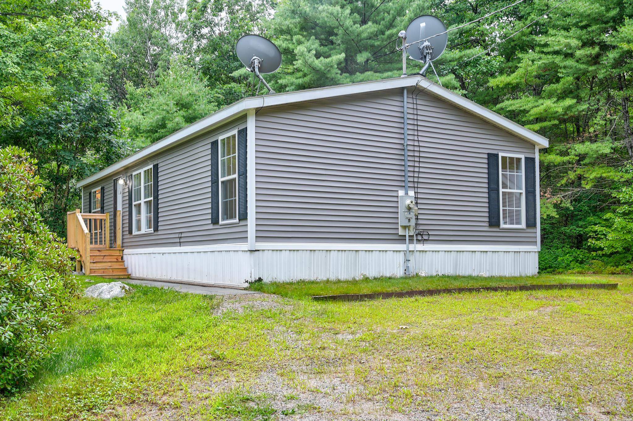 2nd image of 505 Spring St, Brownfield, ME 04010 | MLS# 5103057