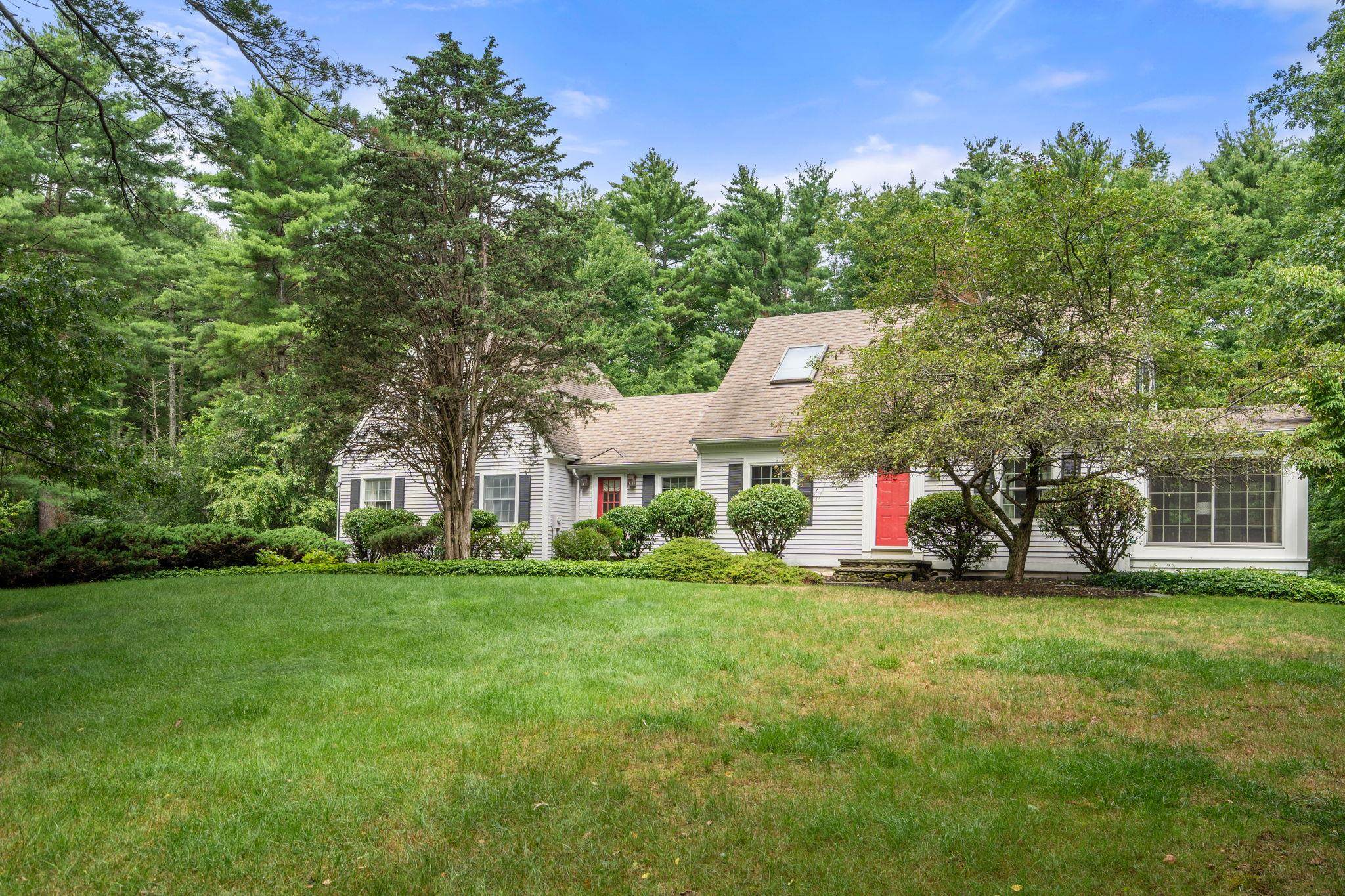 101 Exeter Rd, North Hampton, NH 03862
