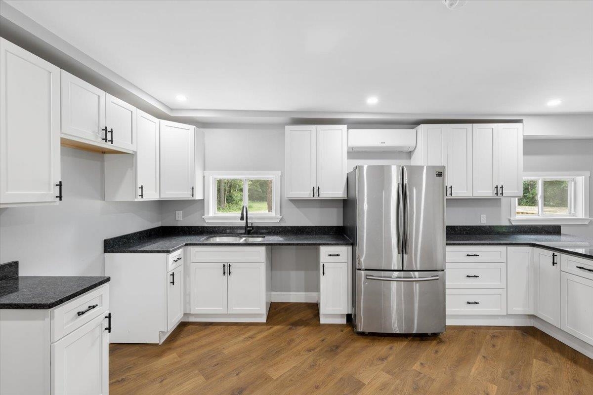 An abundance of cabinet space!