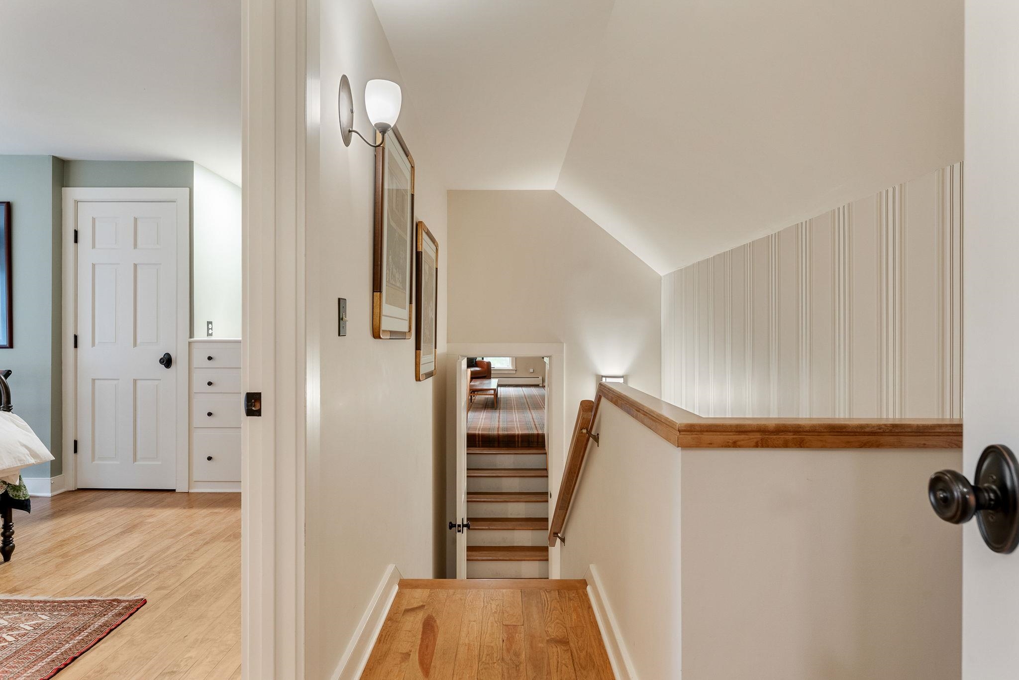 2nd Floor landing to 2nd Bedroom & Family/Media Room 25903342