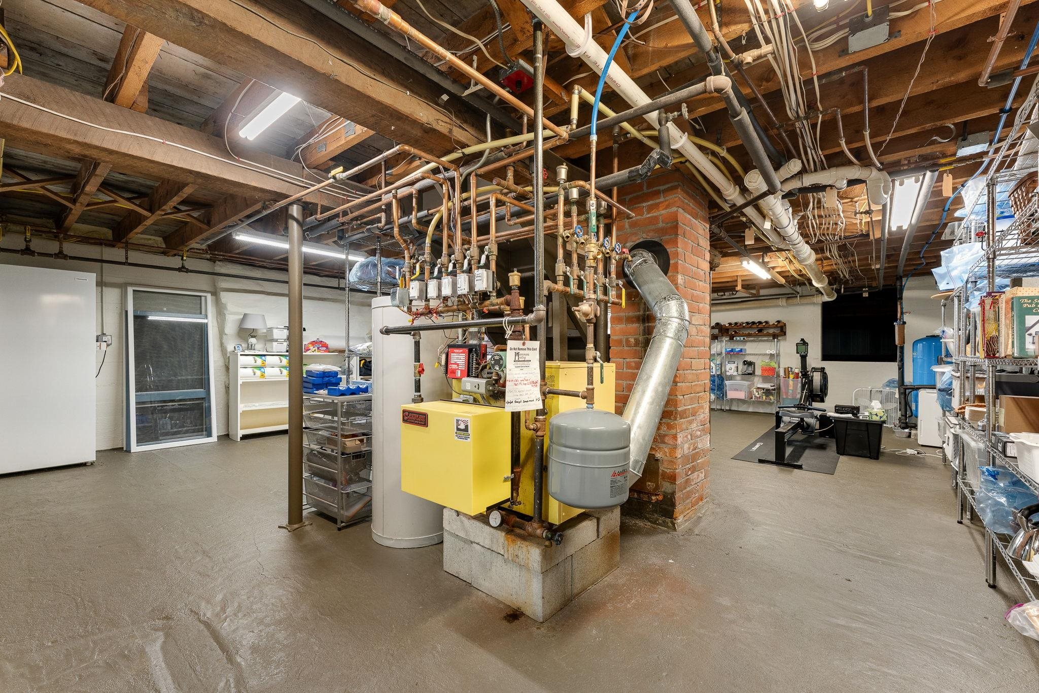 Basement boiler & mechanical 25903363