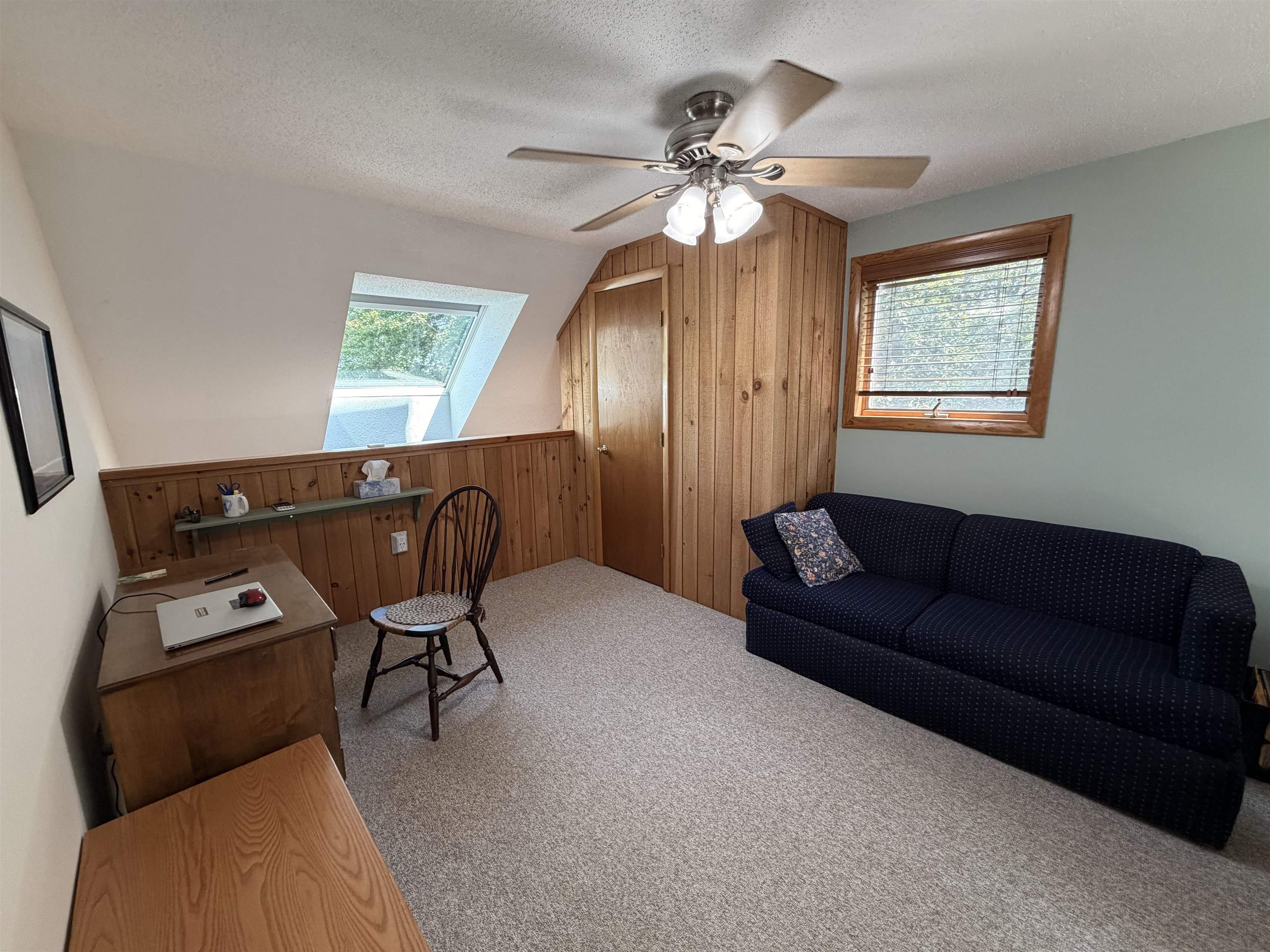 Open loft, but could easily be closed off to make true 3 bedroom