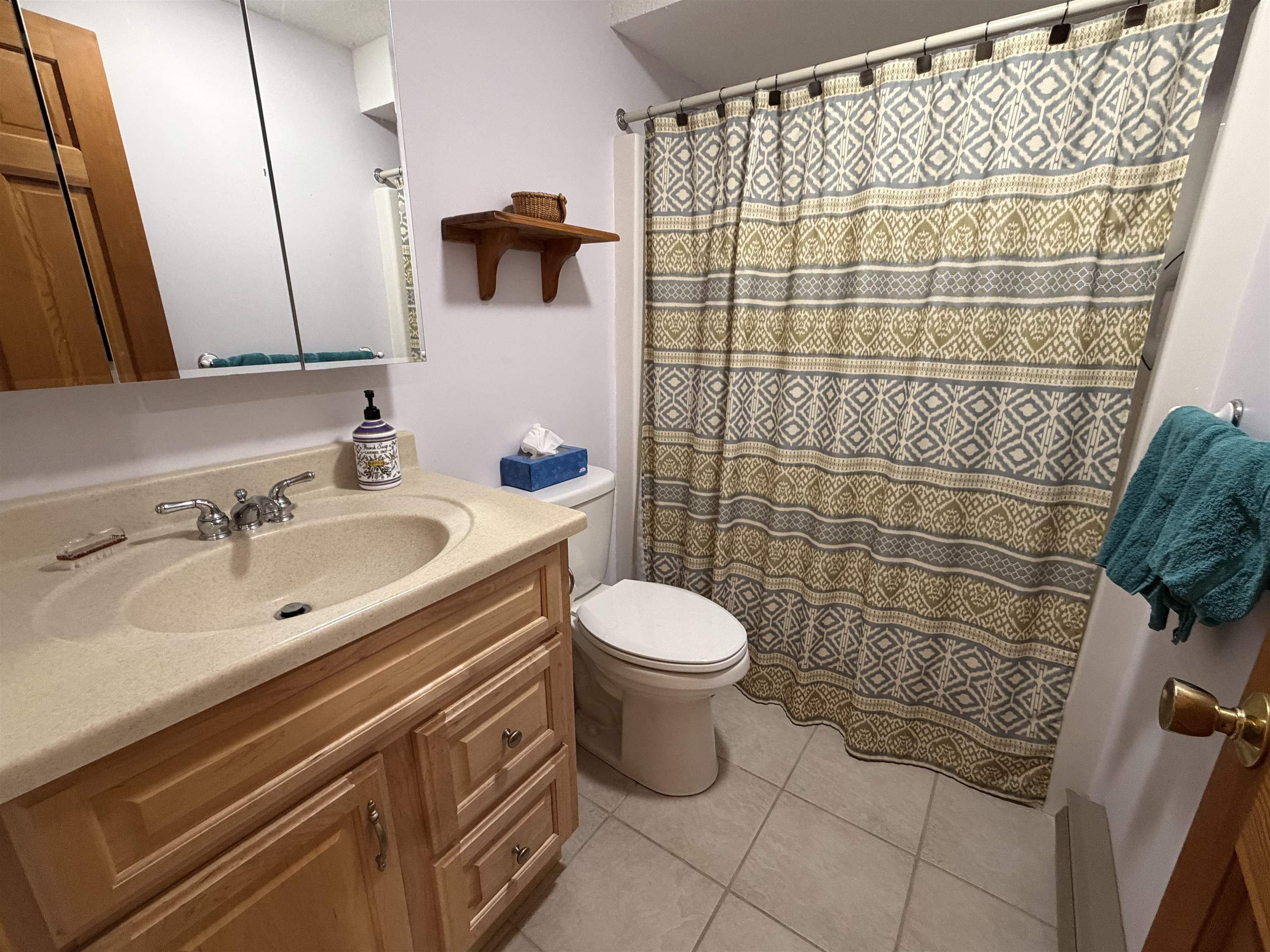 1st floor bathroom