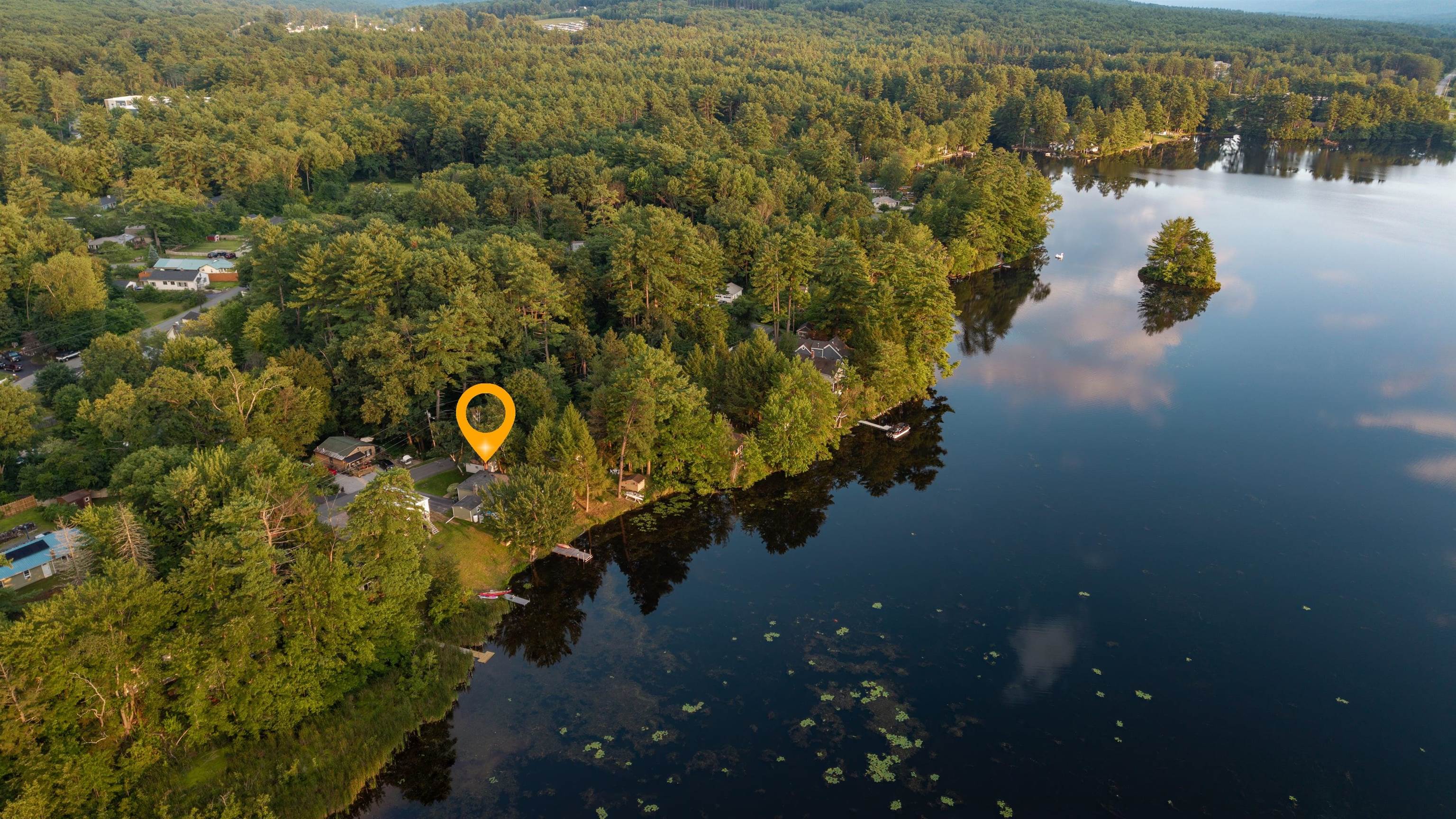17 Waters Edge Rd, Swanzey, NH 03431