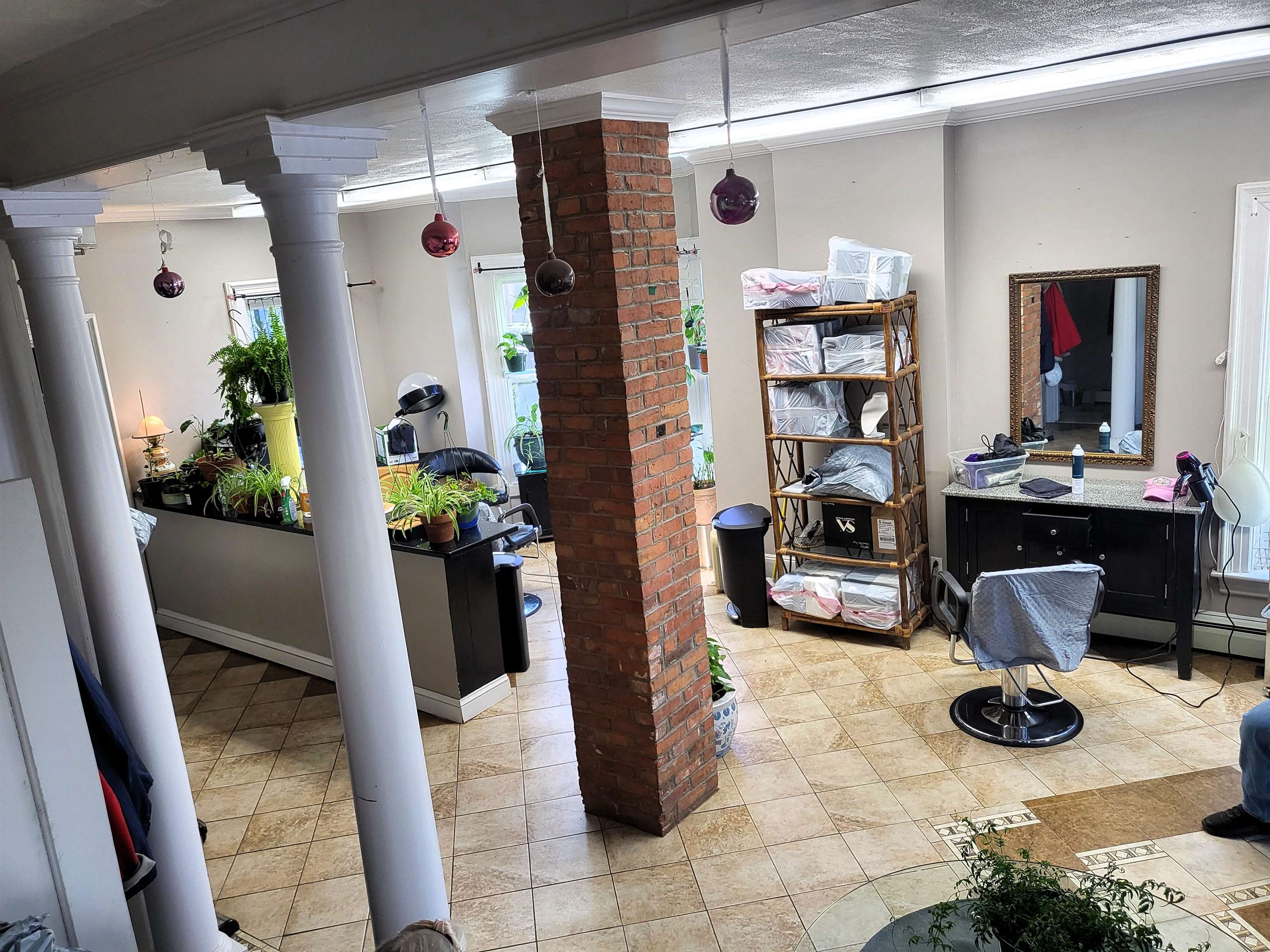 539 Maple St, Manchester, NH 03104
