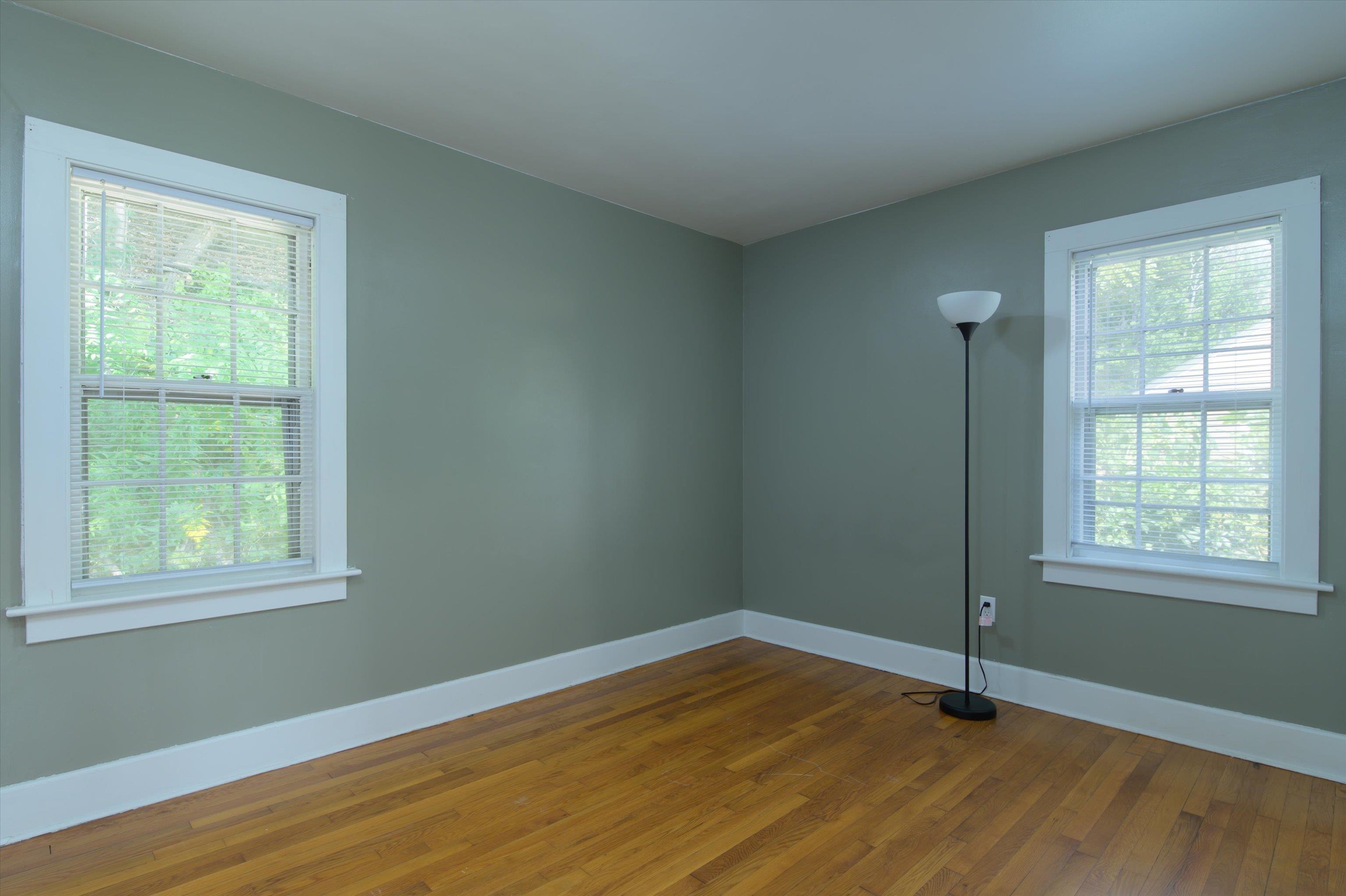 Bedroom 1 25961993