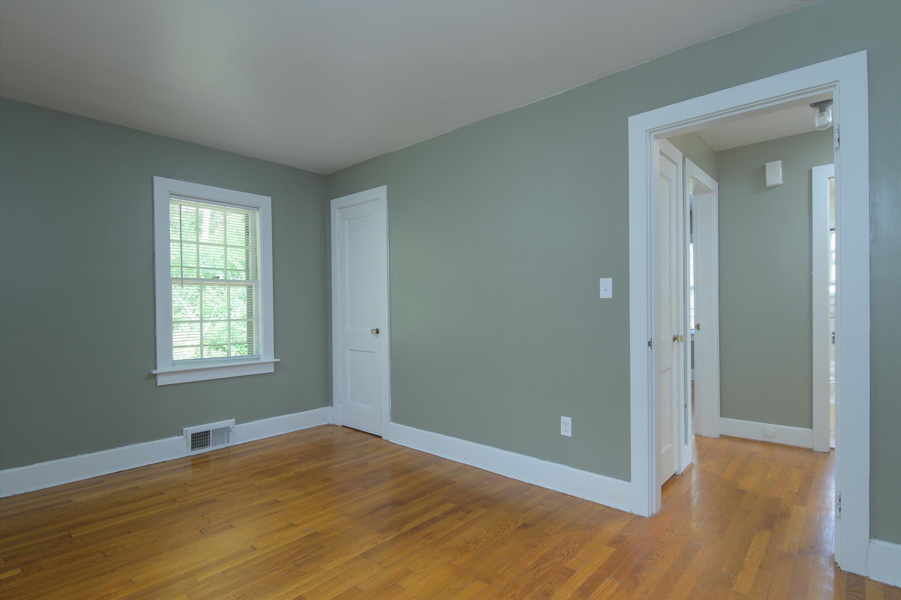 Bedroom 2 25961996