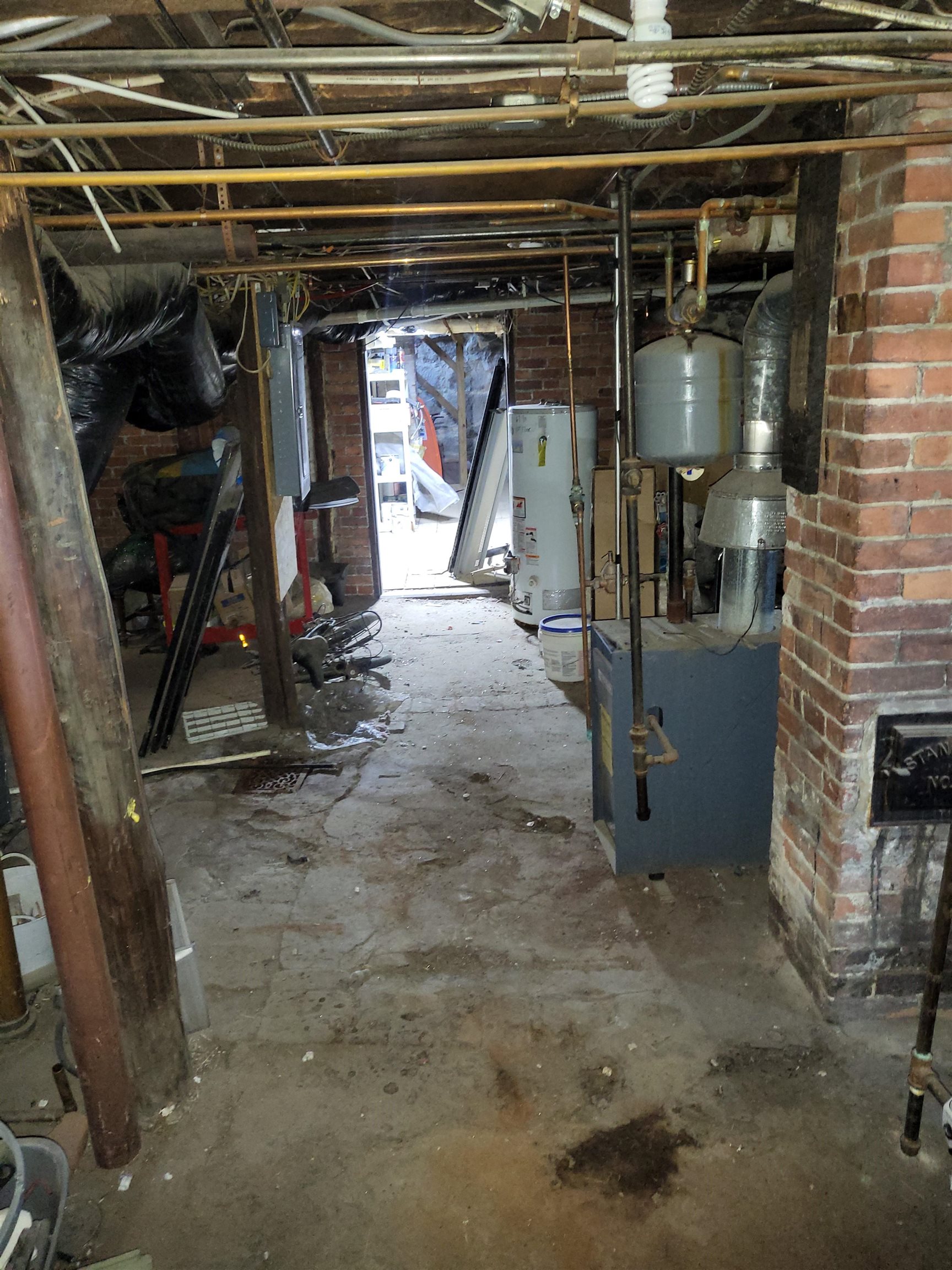 539 Maple St, Manchester, NH 03104