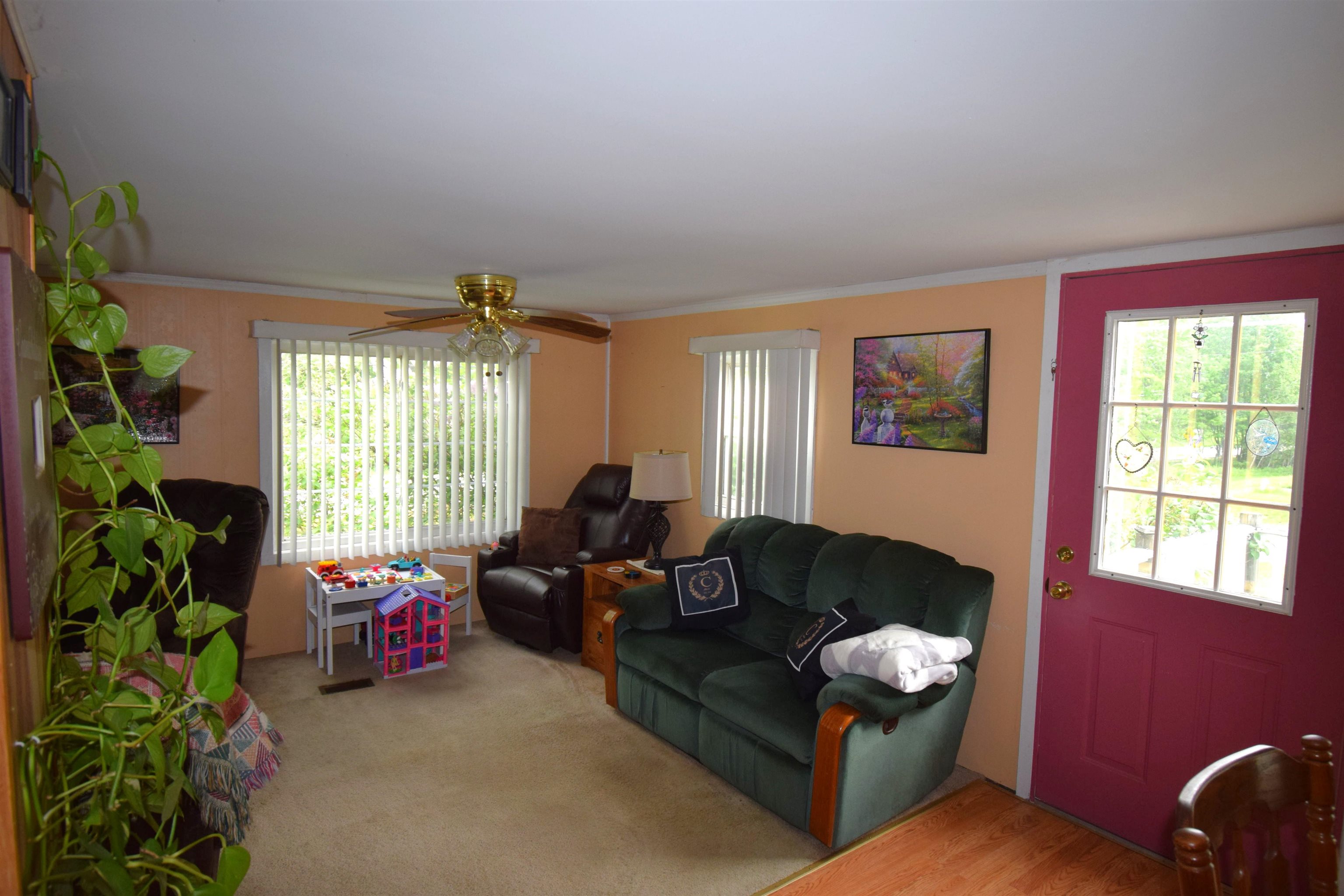 Photo 23 of 51