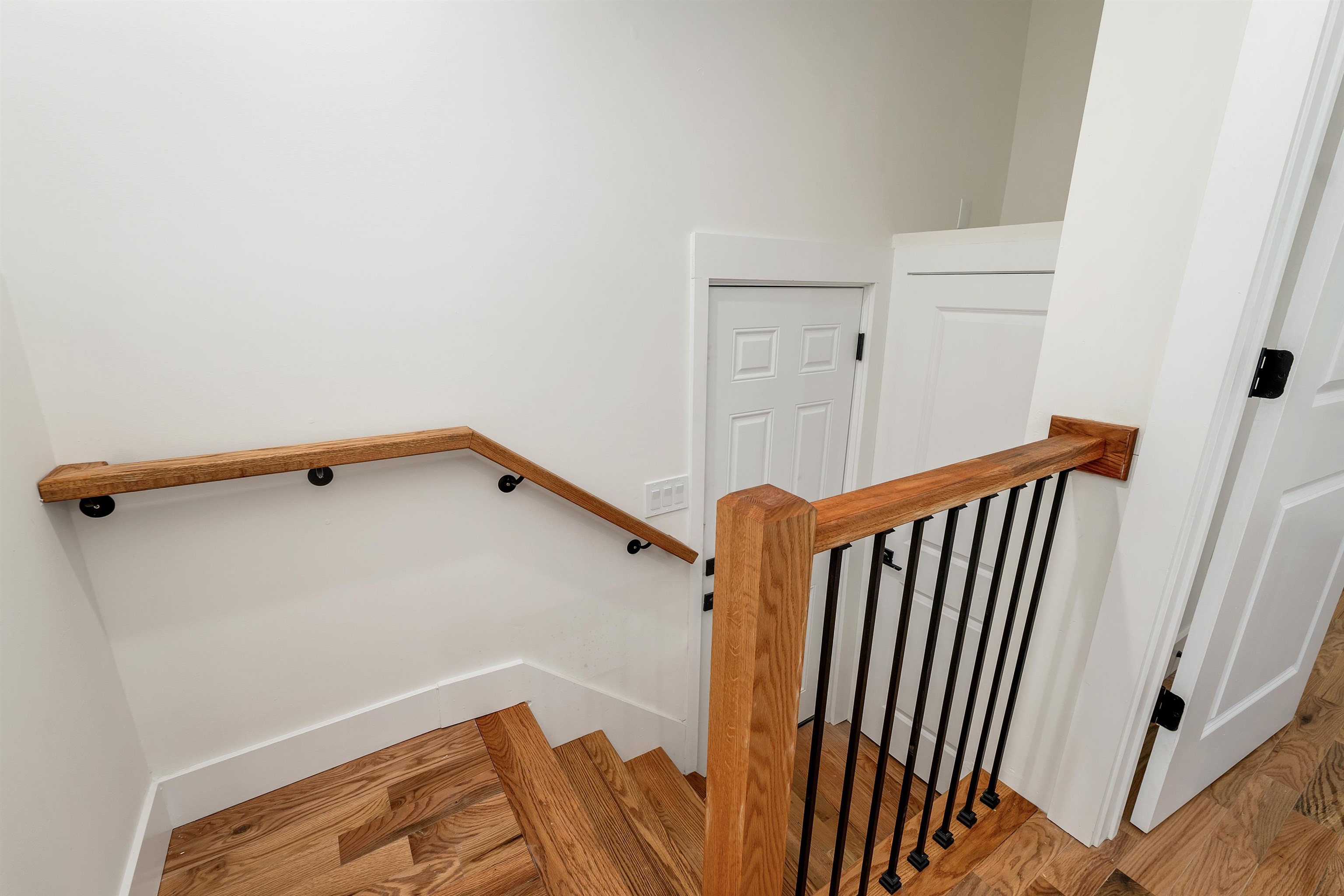 227 Pine St, Nashua, NH 03060
