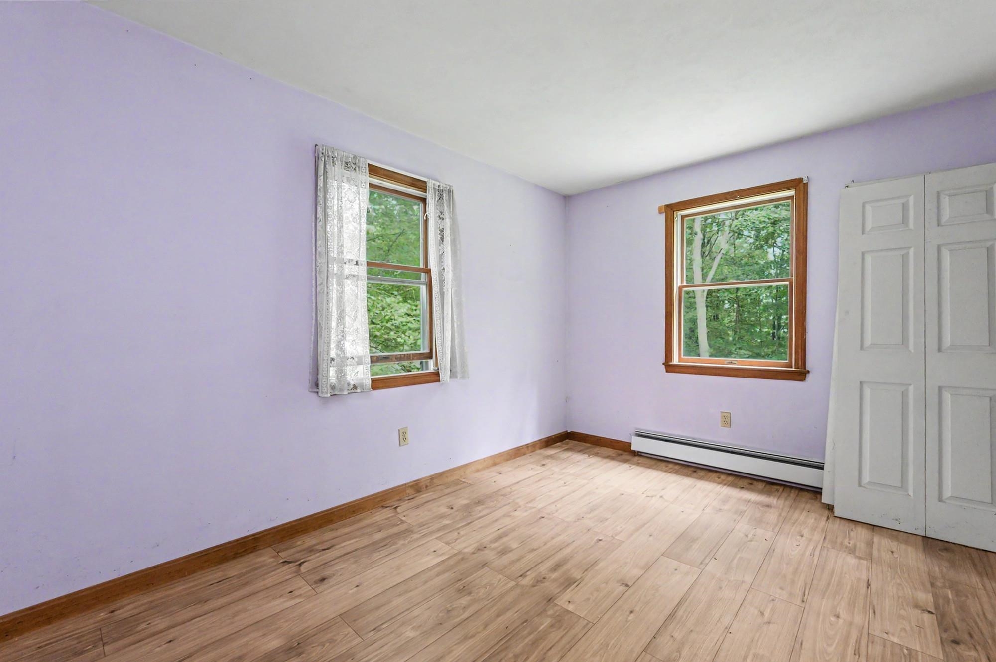 29 Rowe Dr, Fremont, NH 03044